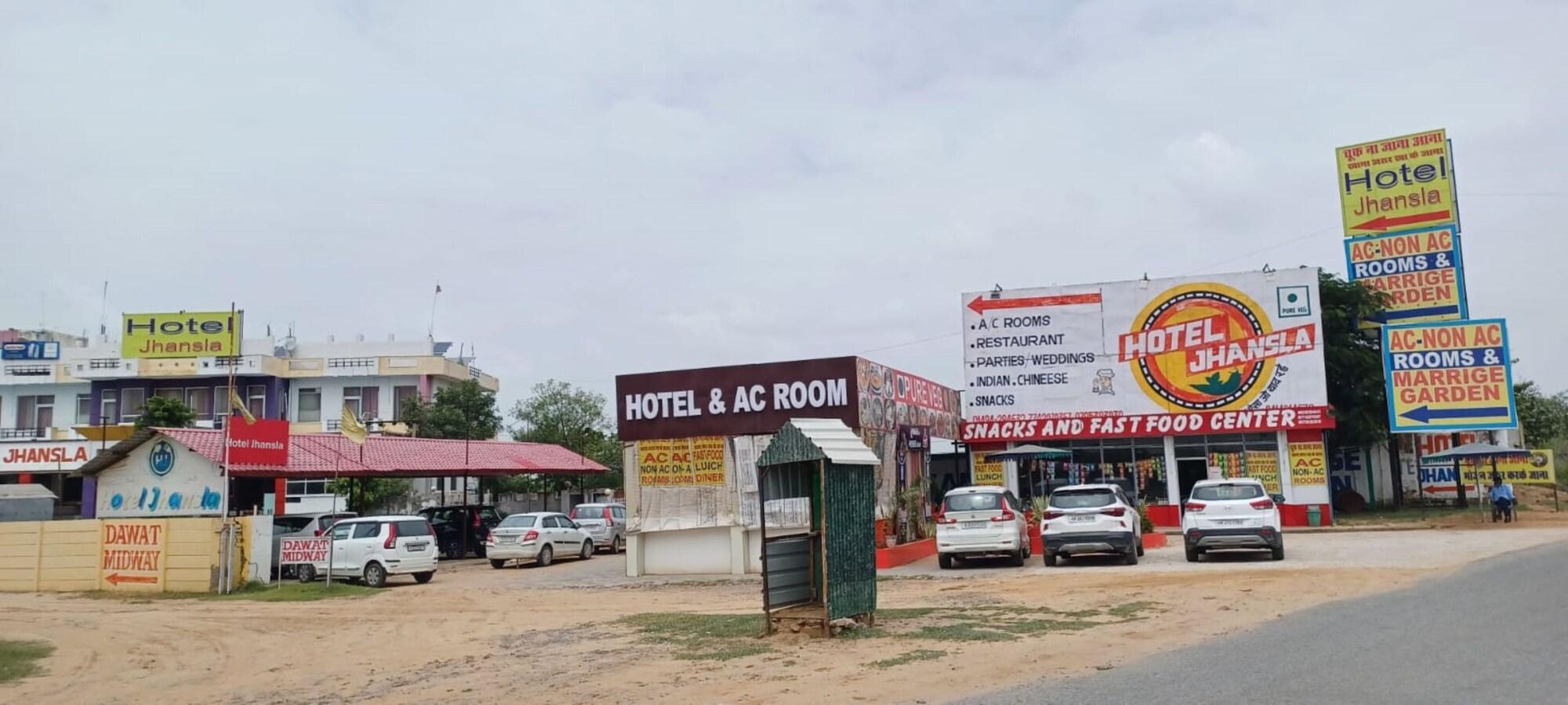 Vista Exterior Hotel Jhansla By GRB