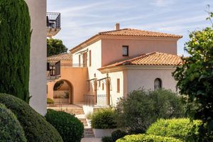 Alojamiento - La Villa Calvi