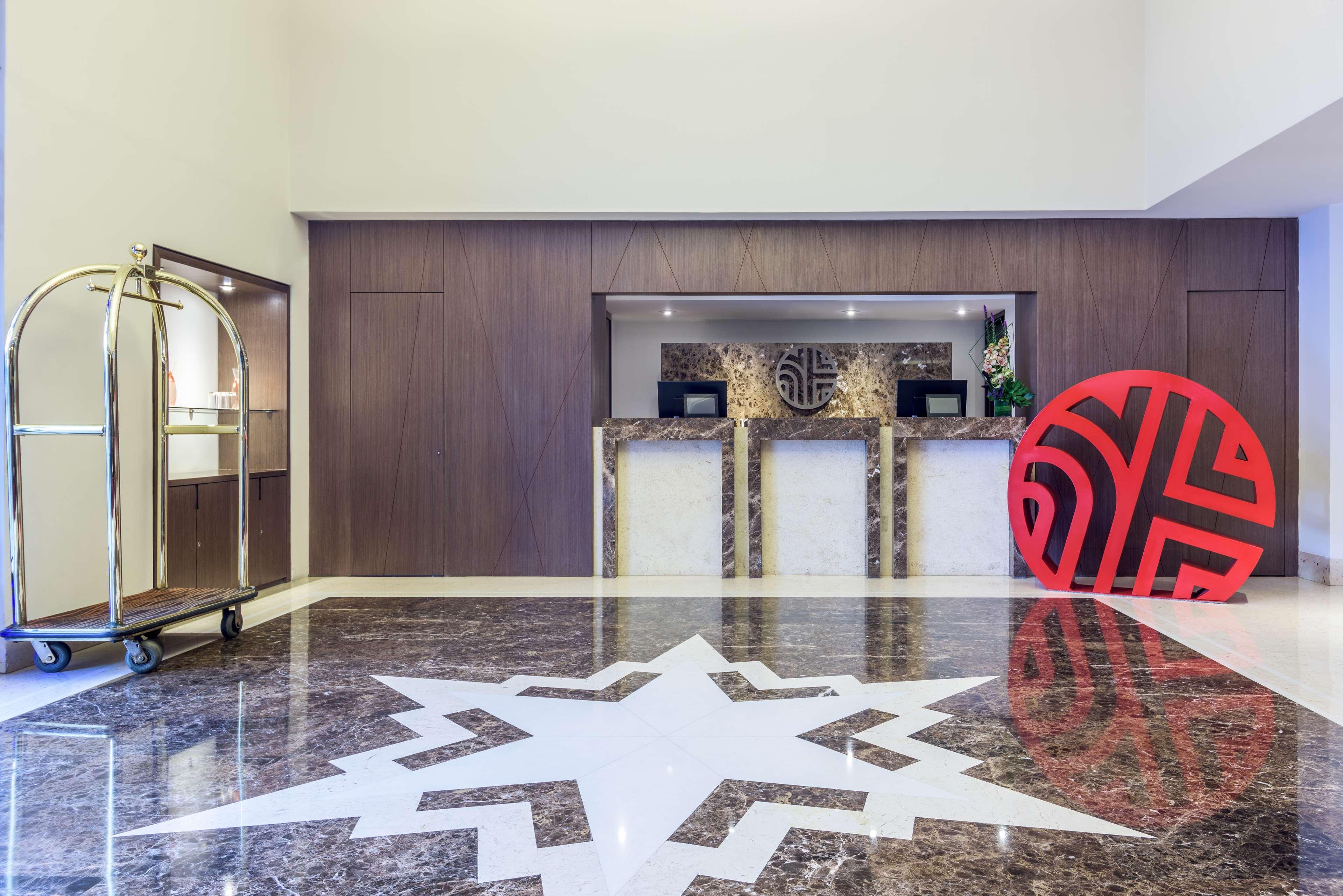 Vista Lobby NH Collection Bogotá Andino Royal