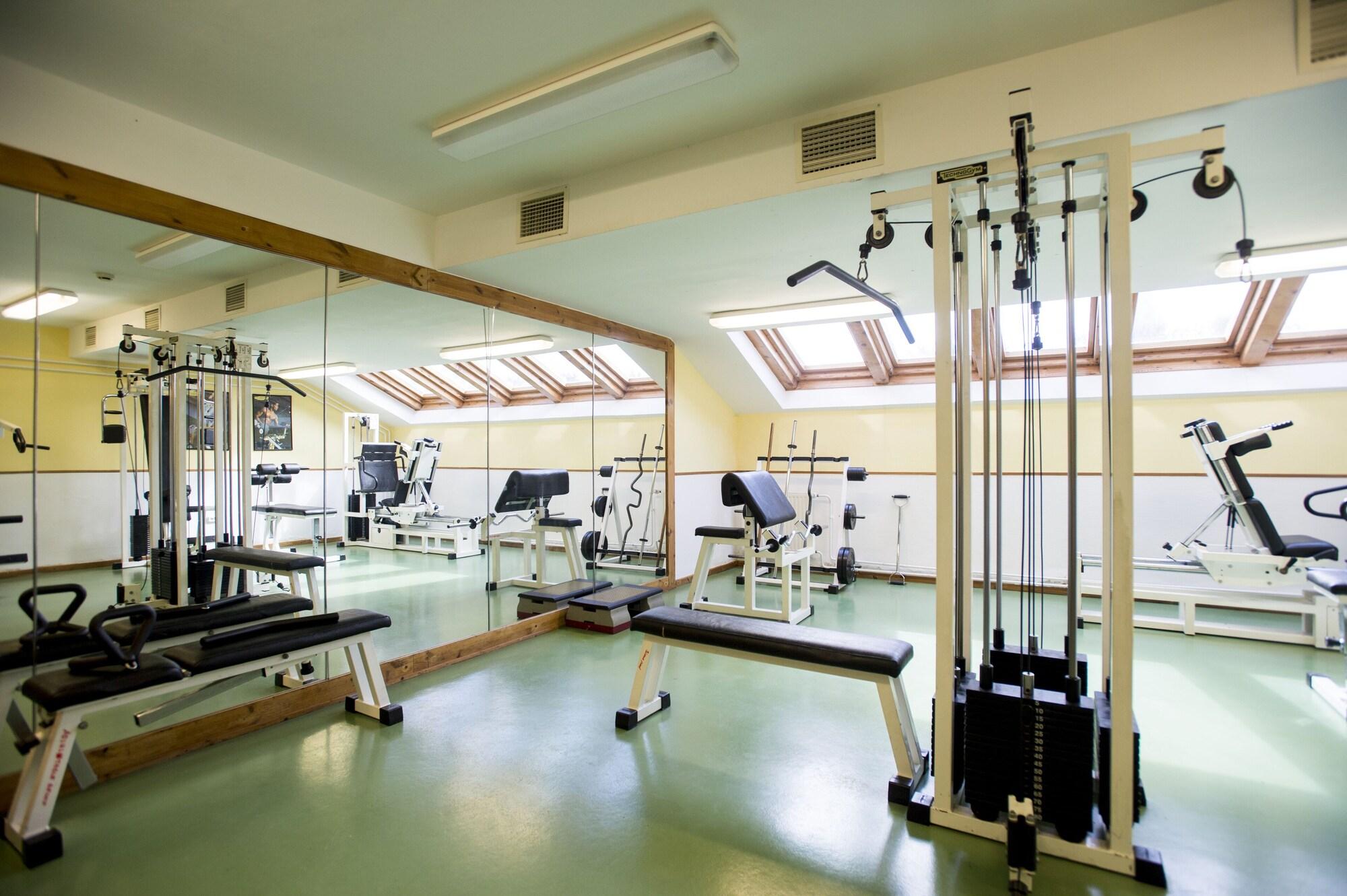 Gimnasio Hotel Marina Port