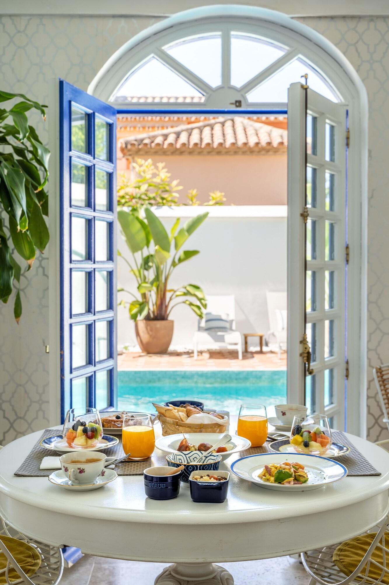 Restaurant The Pearl - Marbella B&B