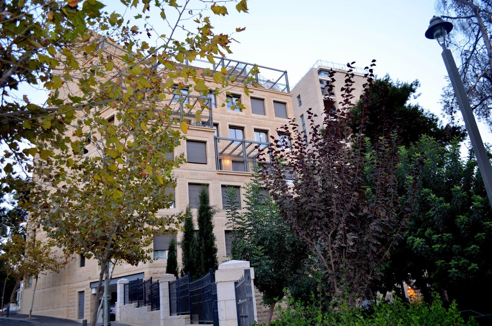 Vista Exterior Litov Hotel