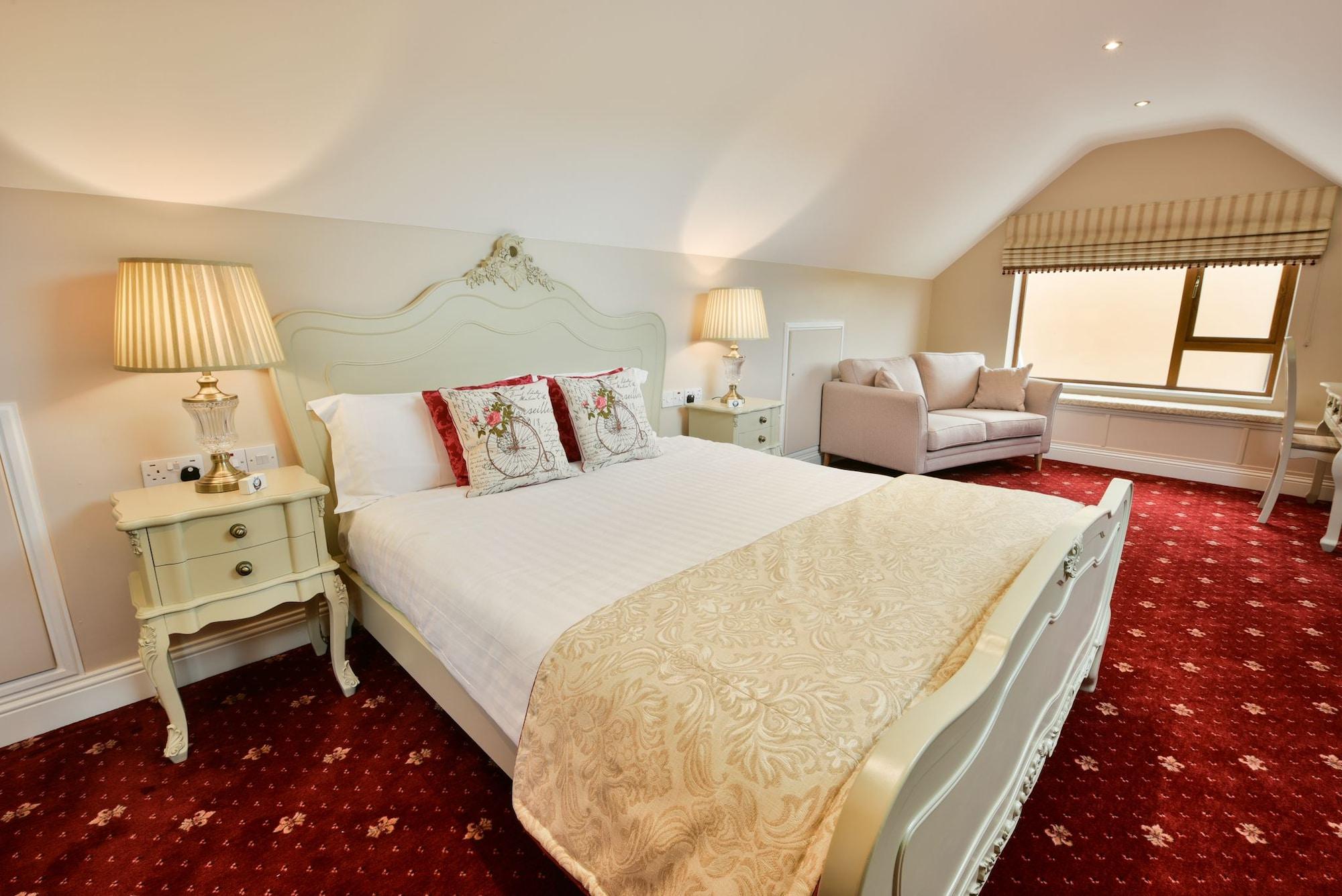 Varios Ballyliffin TownHouse Boutique Hotel