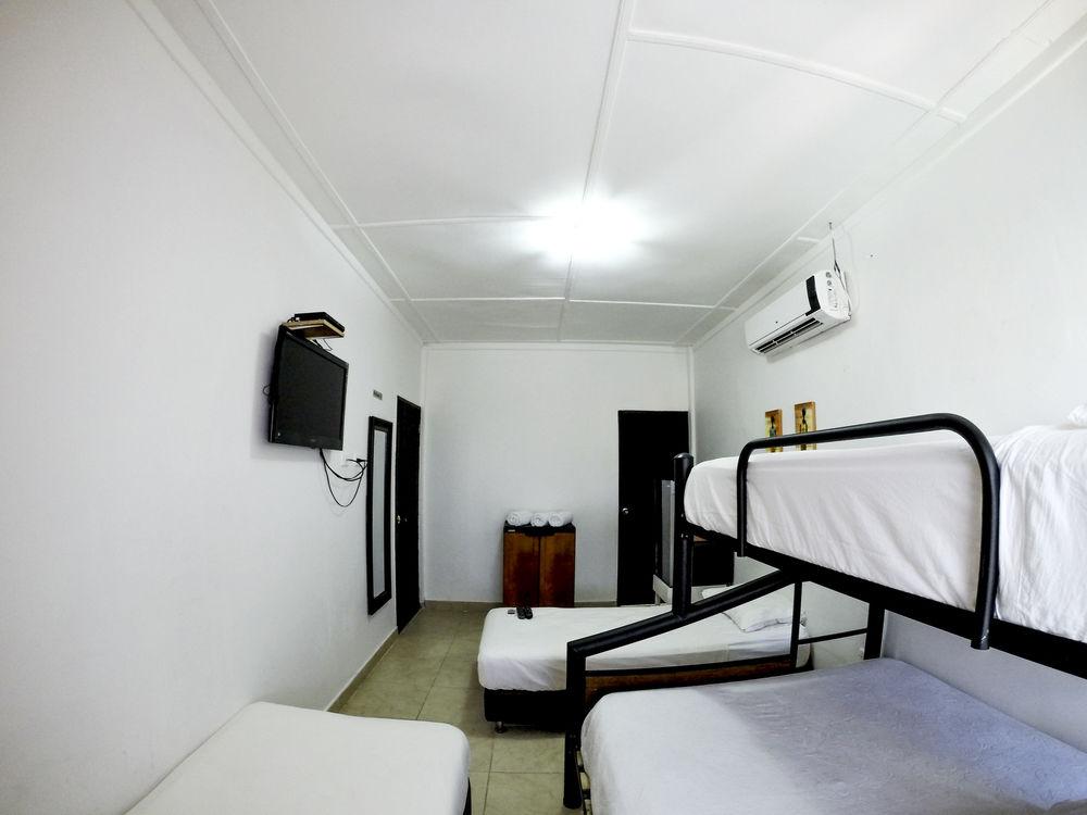 Hotel VILLA SARIE BAY