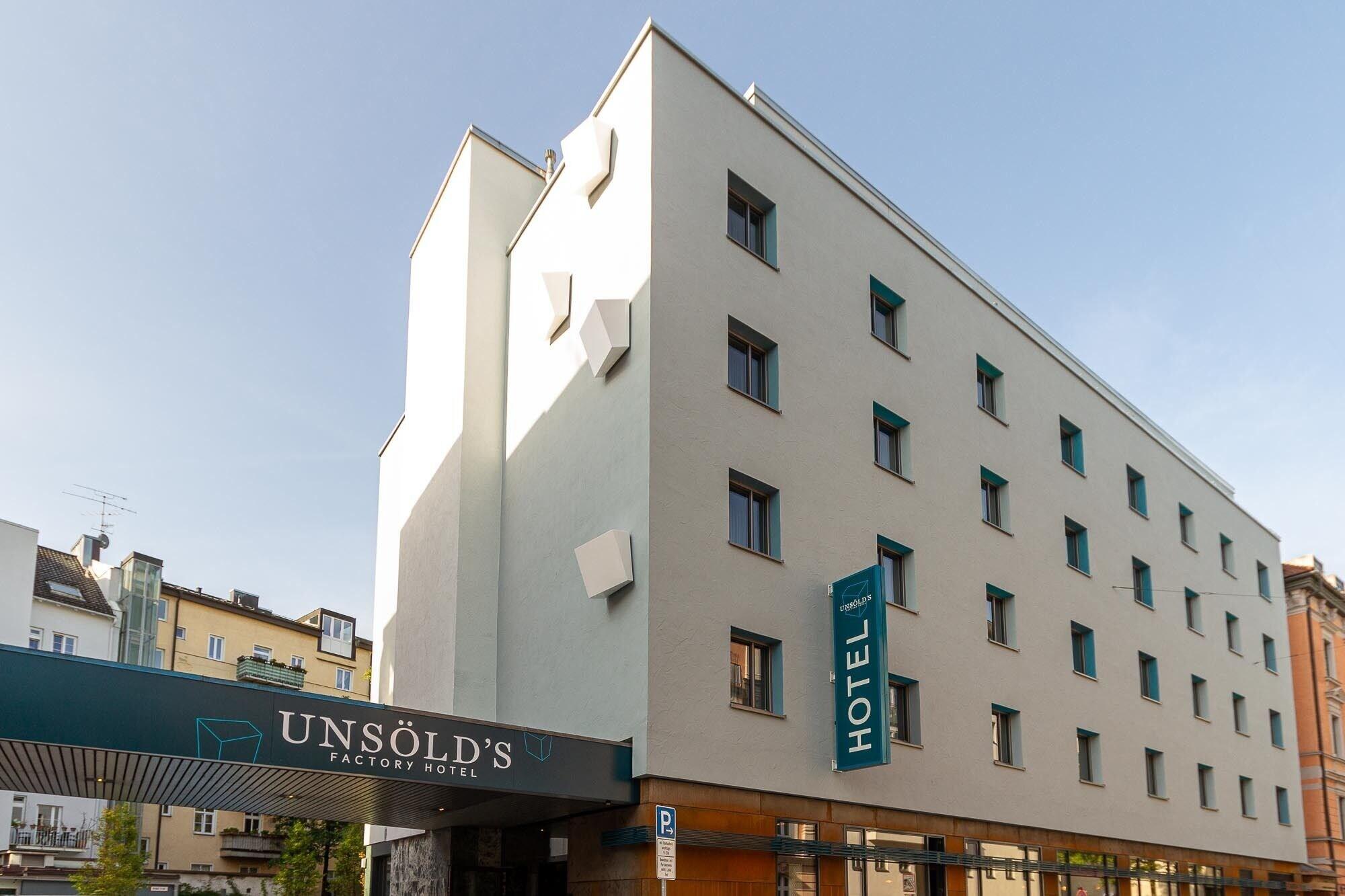 Vista da fachada Unsölds Factory Hotel GmbH