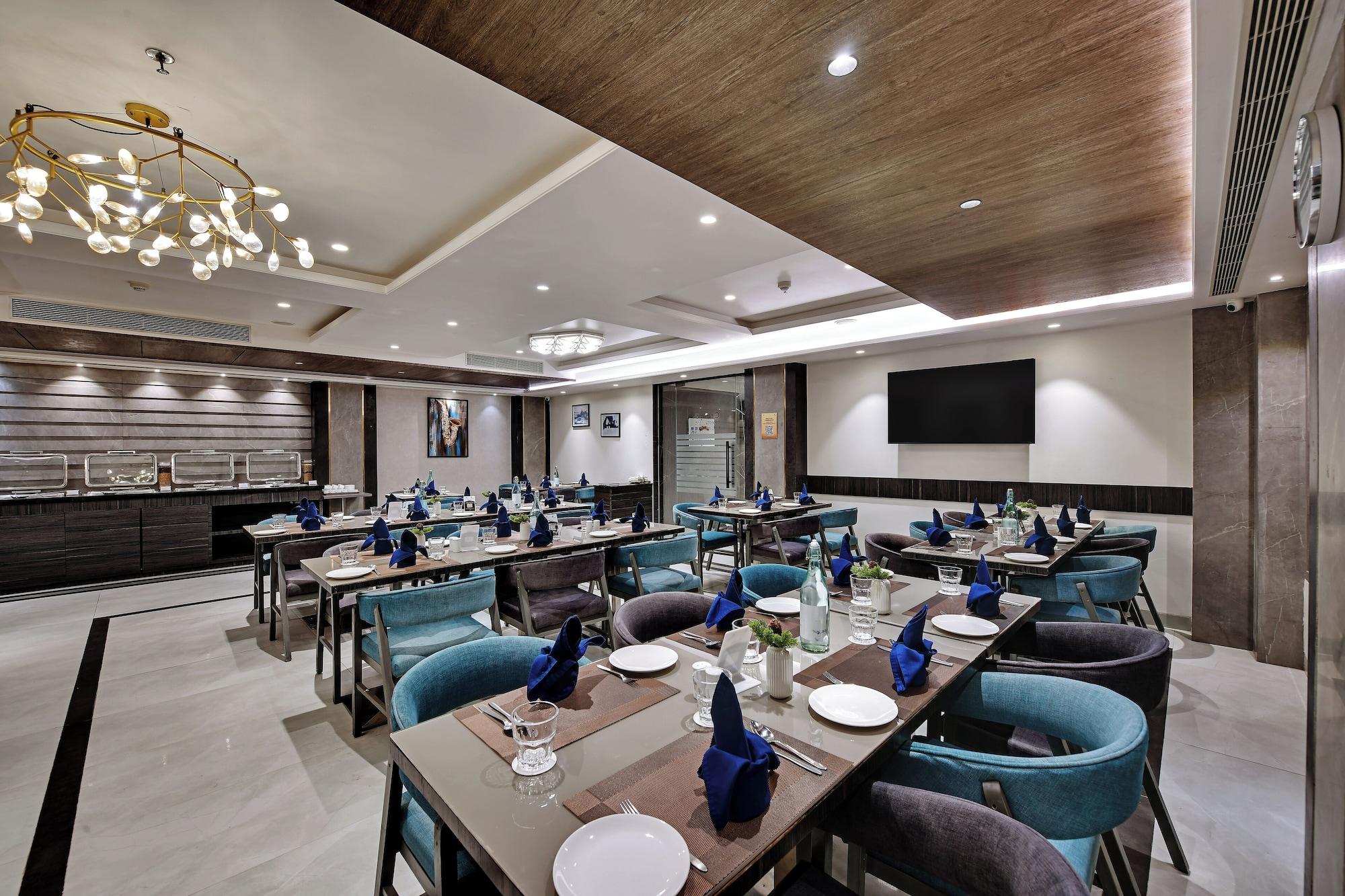 Restaurant Hotel Suba Star, Ahmedabad