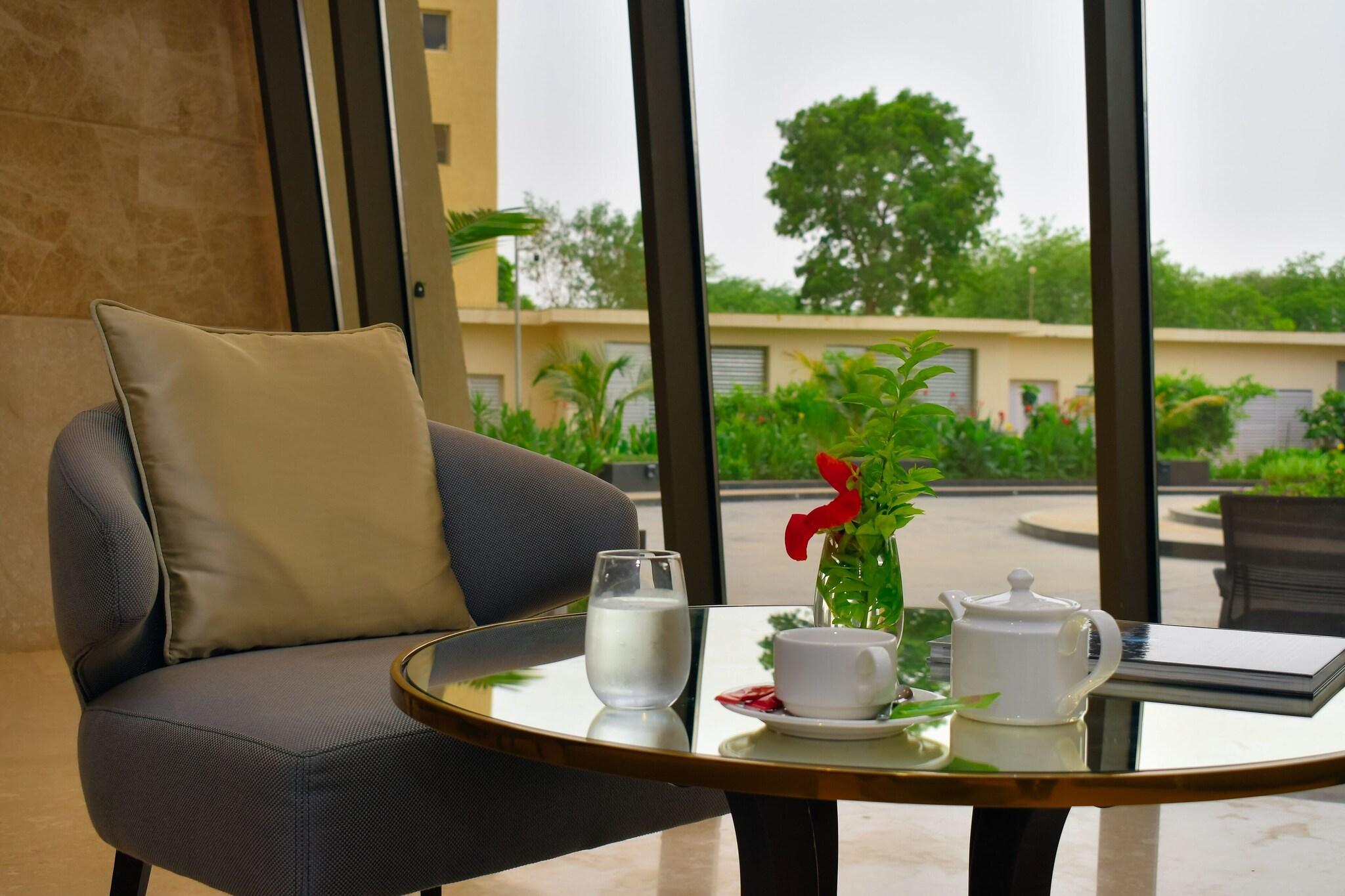 Vista Lobby Bravia Hotel Niamey