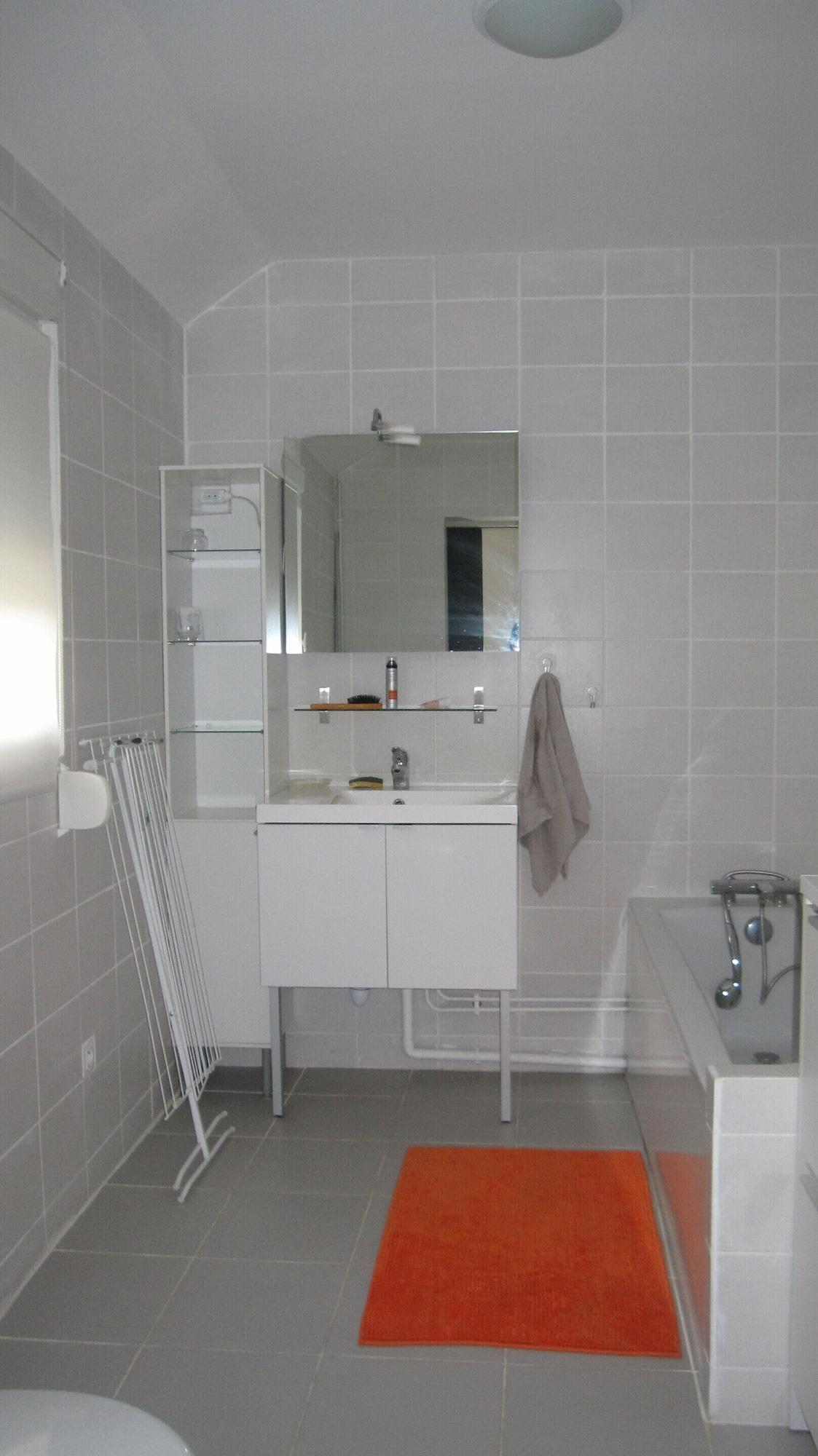 Equipamiento de Habitación La Coutrotte Becquine