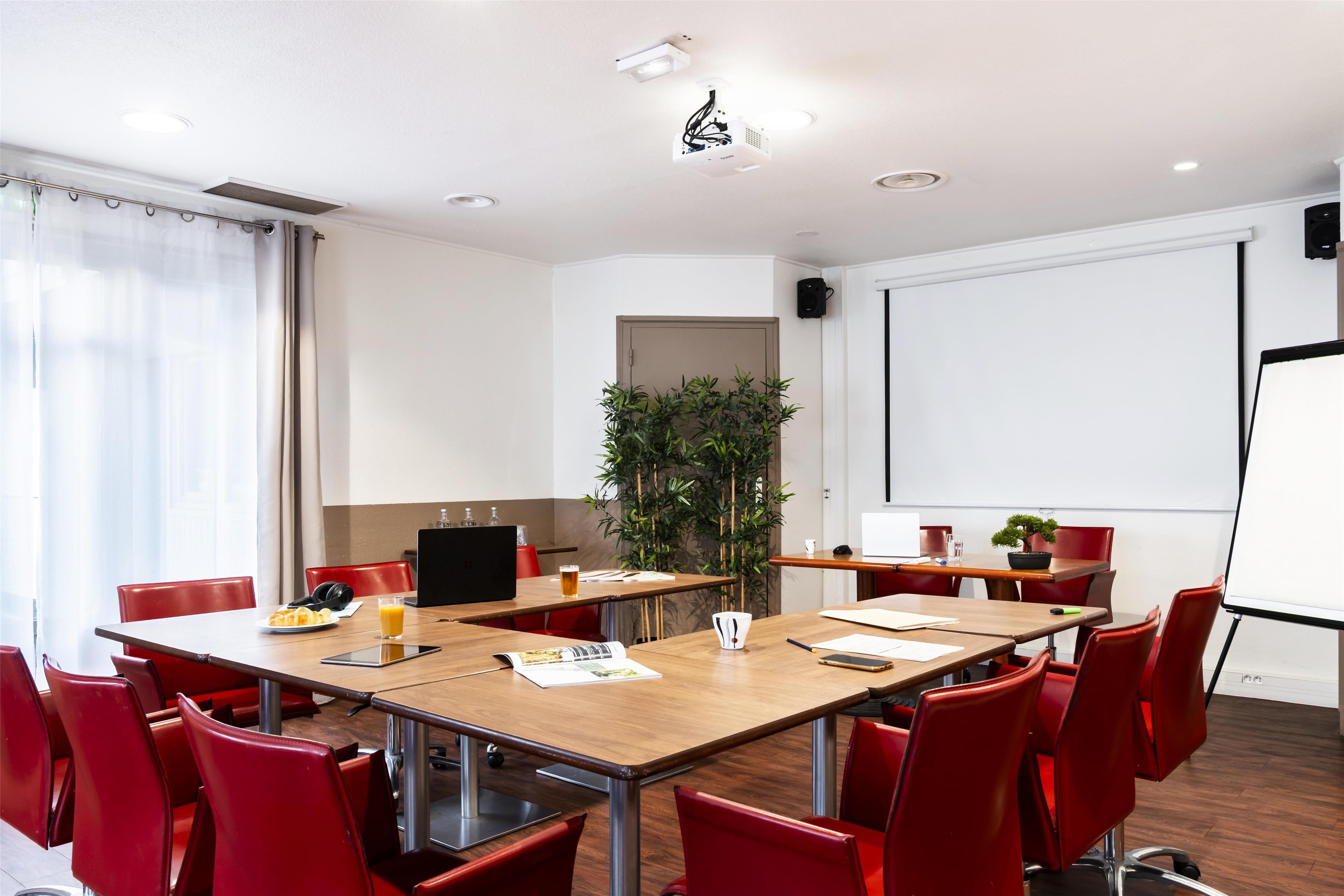 Sala de Reuniones Hotel Campanile Montesson - Le Vésinet