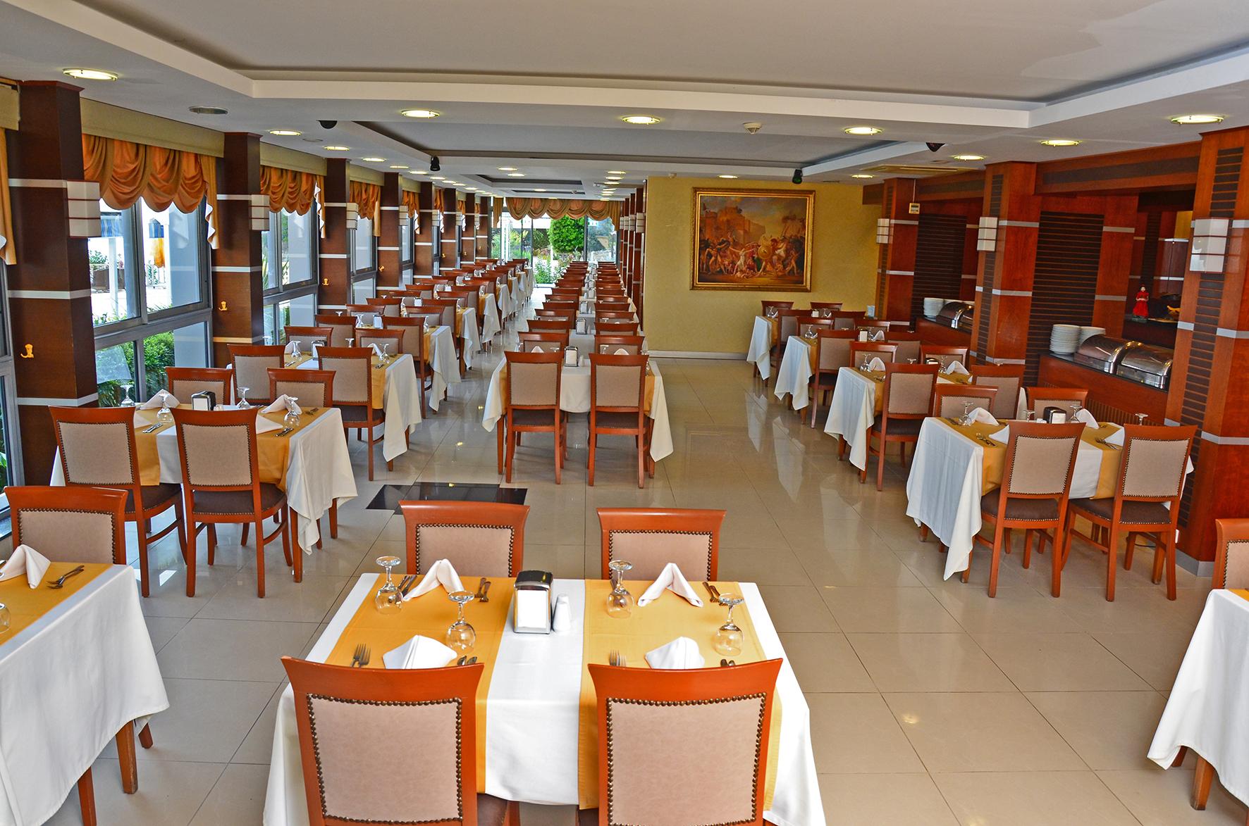 Restaurant Lara Otel +12 Only Adult
