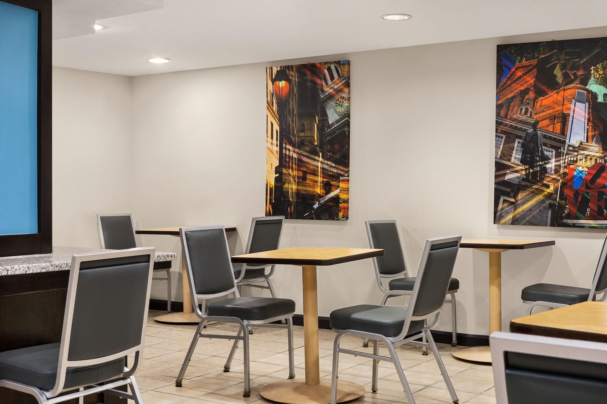 Restaurant Days Inn by Wyndham Philadelphia Convention Center