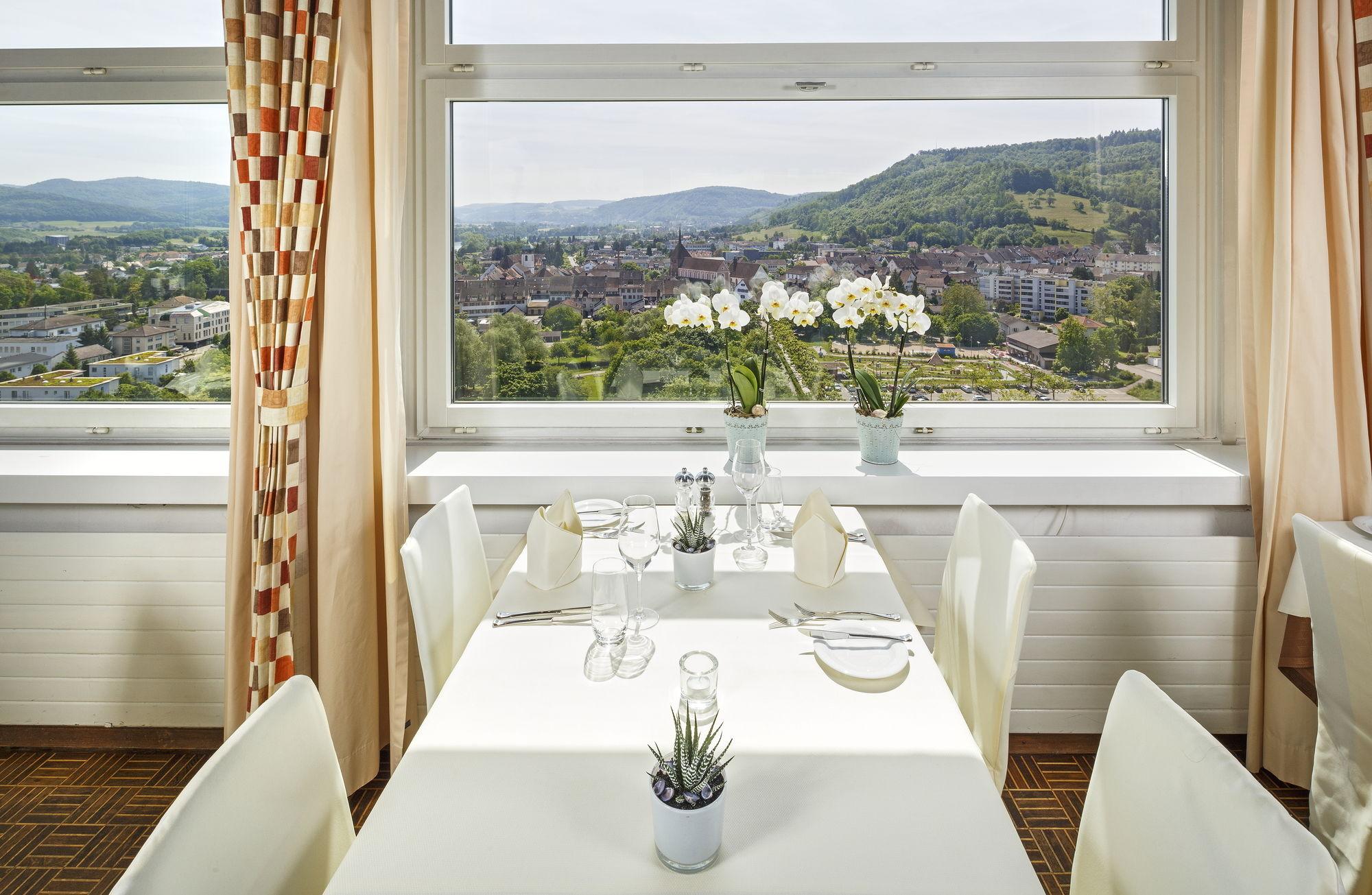 Restaurant Tenedo Swiss Quality Hotel