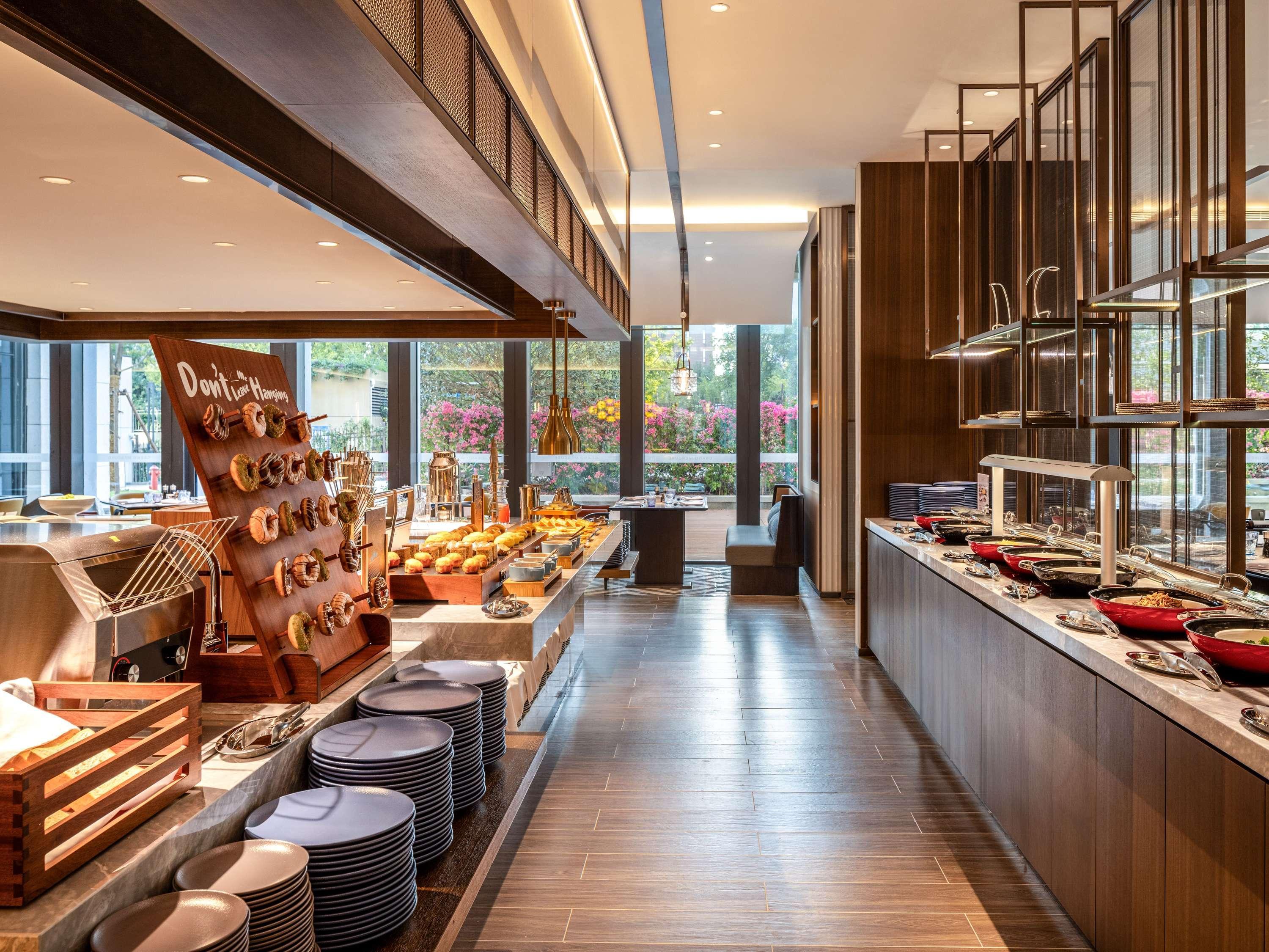 Restaurant Grand Mercure Yichang Waitan