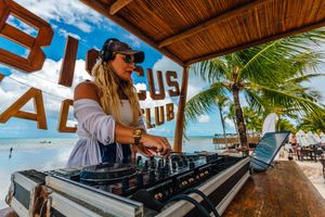 Actividad - Hibiscus - Playa de Ipioca