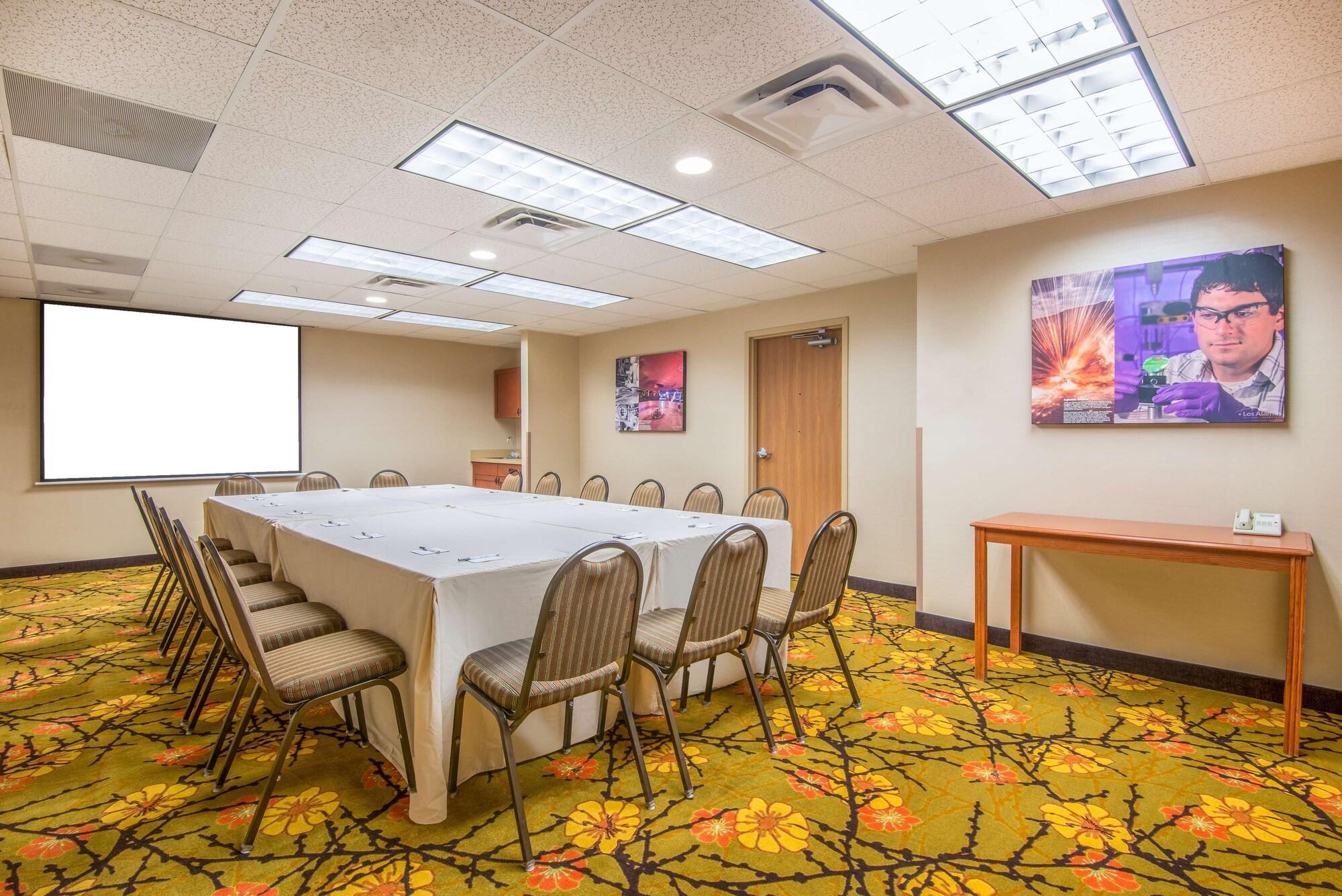 Sala de Reuniones Hampton Inn & Suites Los Alamos White Rock