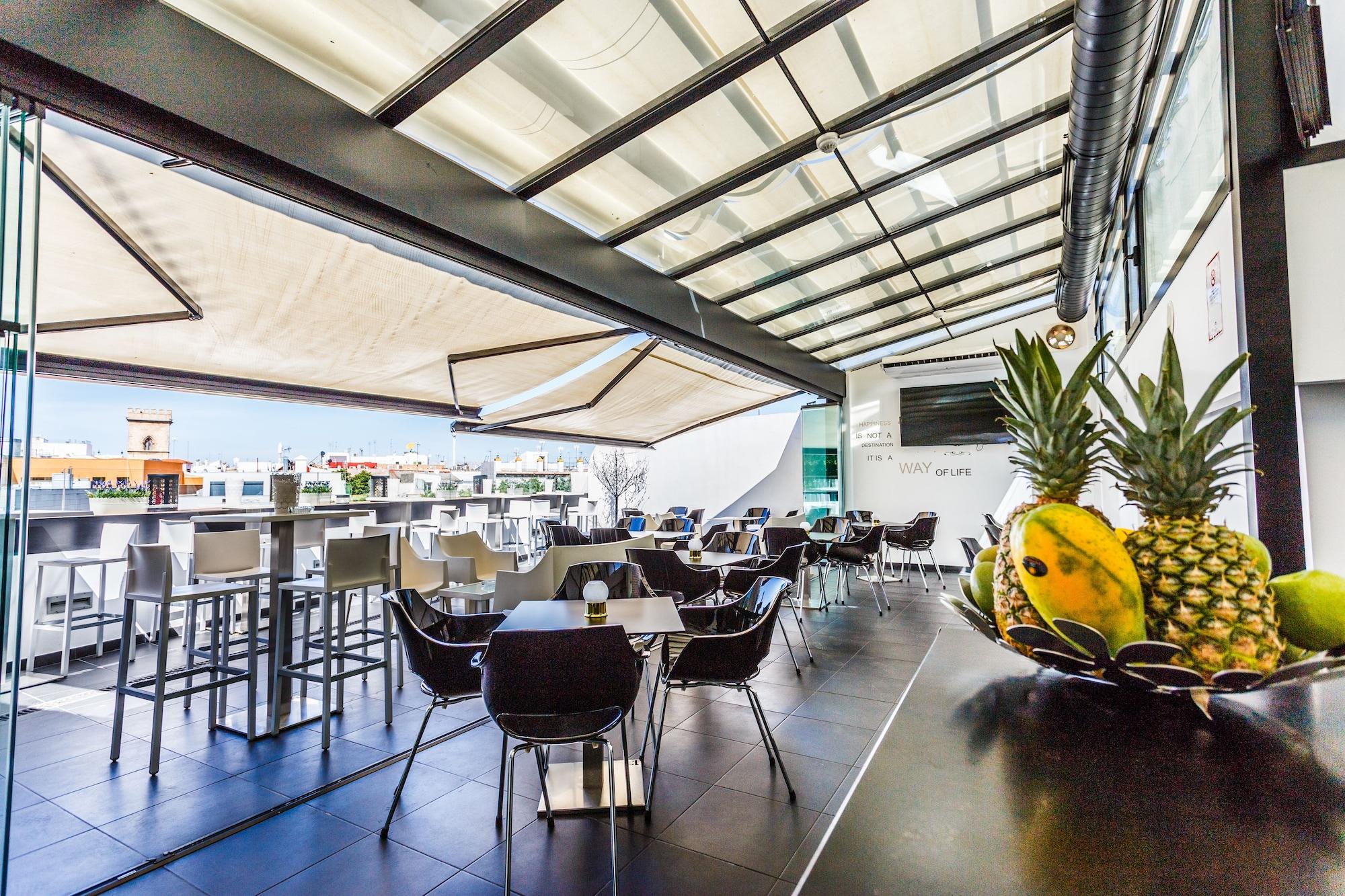 Bar/Salón Hotel Patio de la Alameda