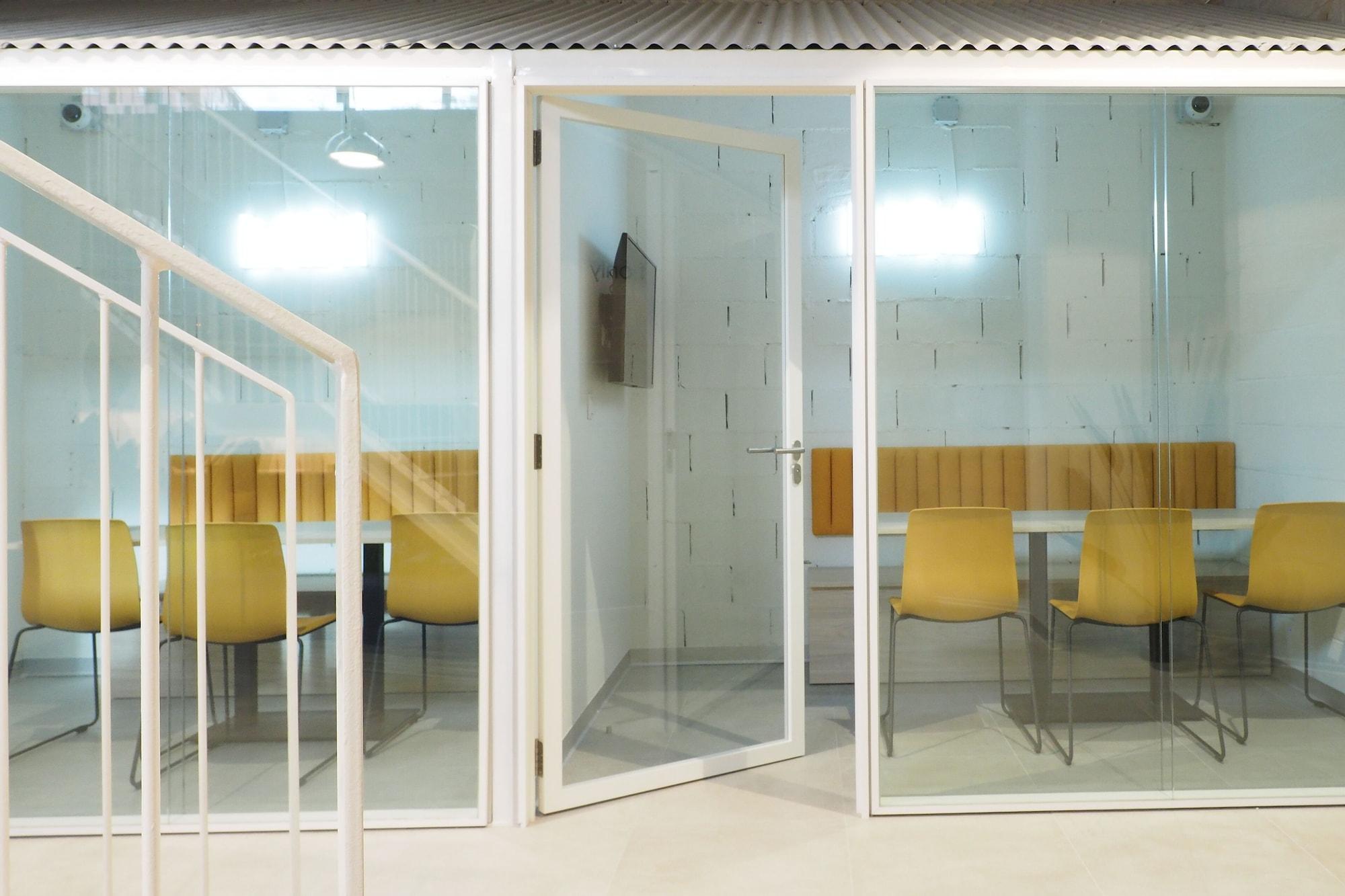 Sala de Reuniones Students Residence micampus San Mames