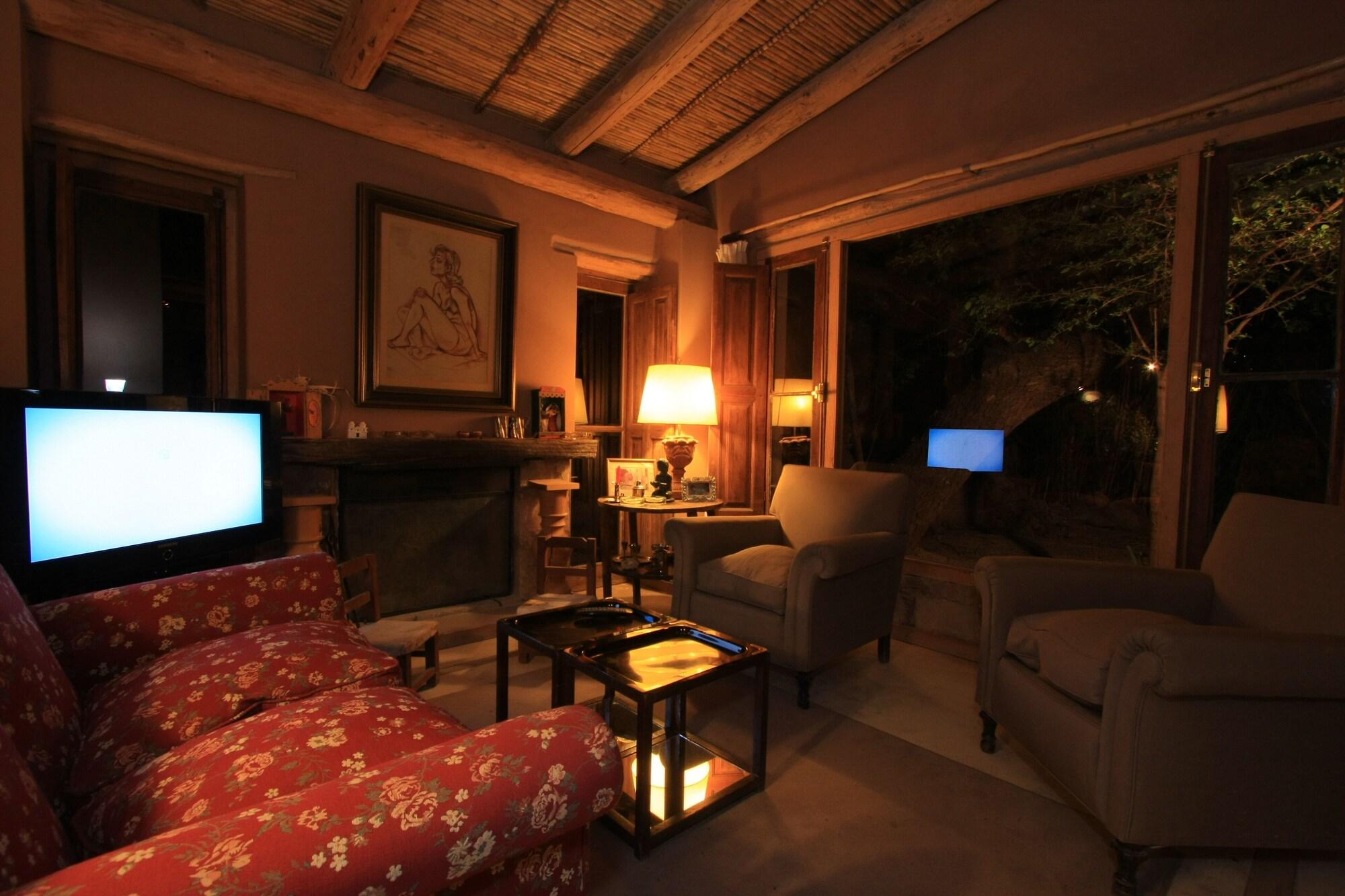 Equipamiento de Habitación Quinta La Paceña