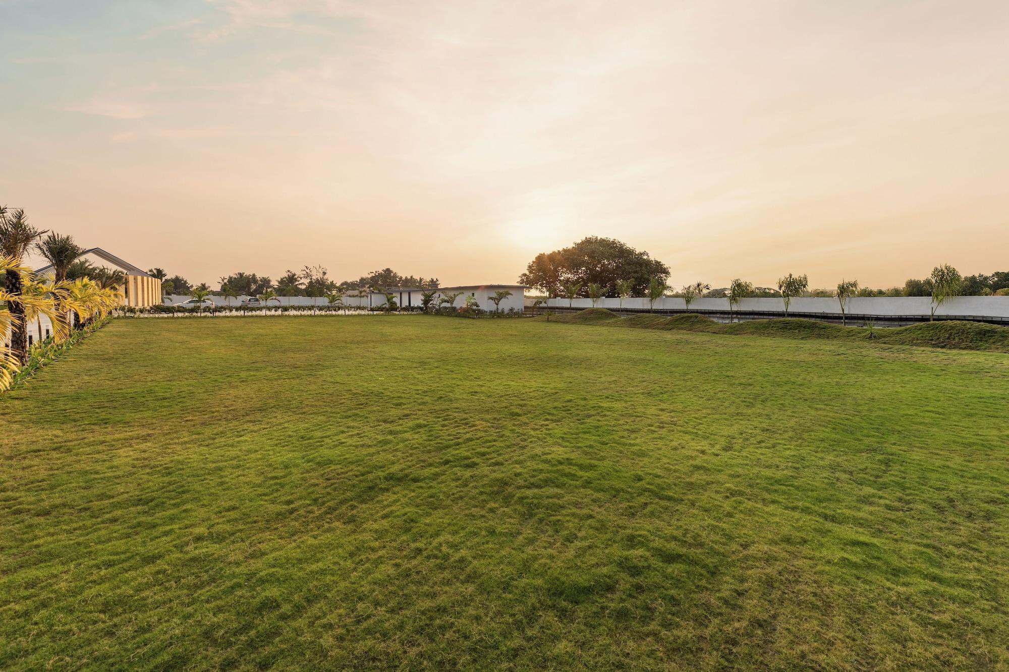 Vista Exterior Enrise by Sayaji Dwarka