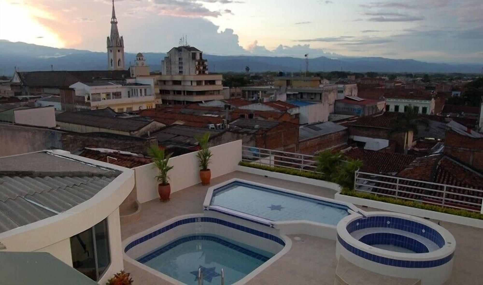 Vista Piscina Hotel Cafe Plaza