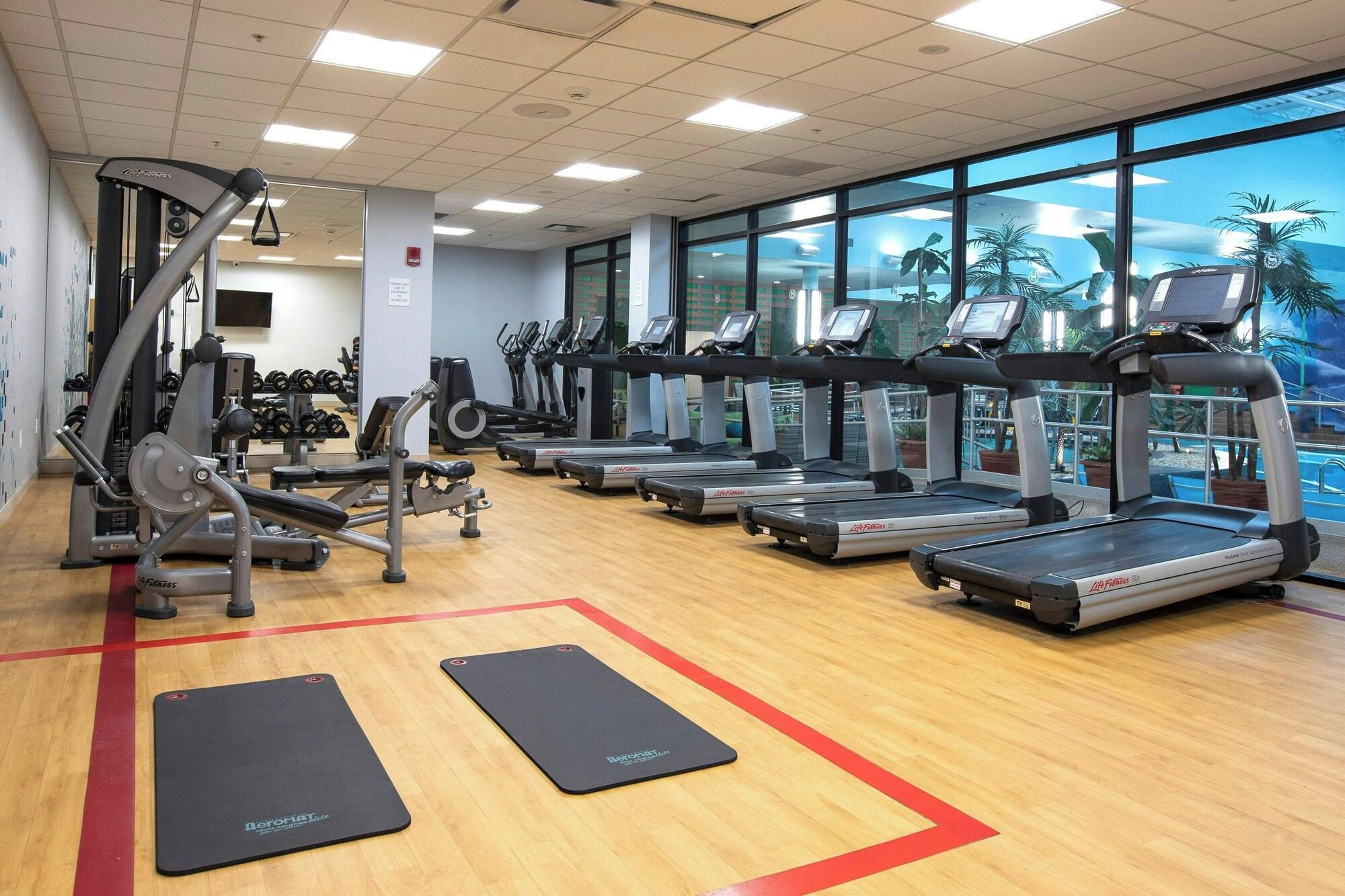 Gimnasio Sheraton Niagara Falls
