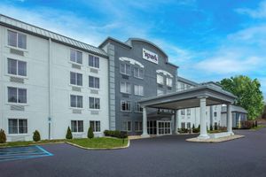 Alojamiento - Spark By Hilton Walker Grand Rapids North