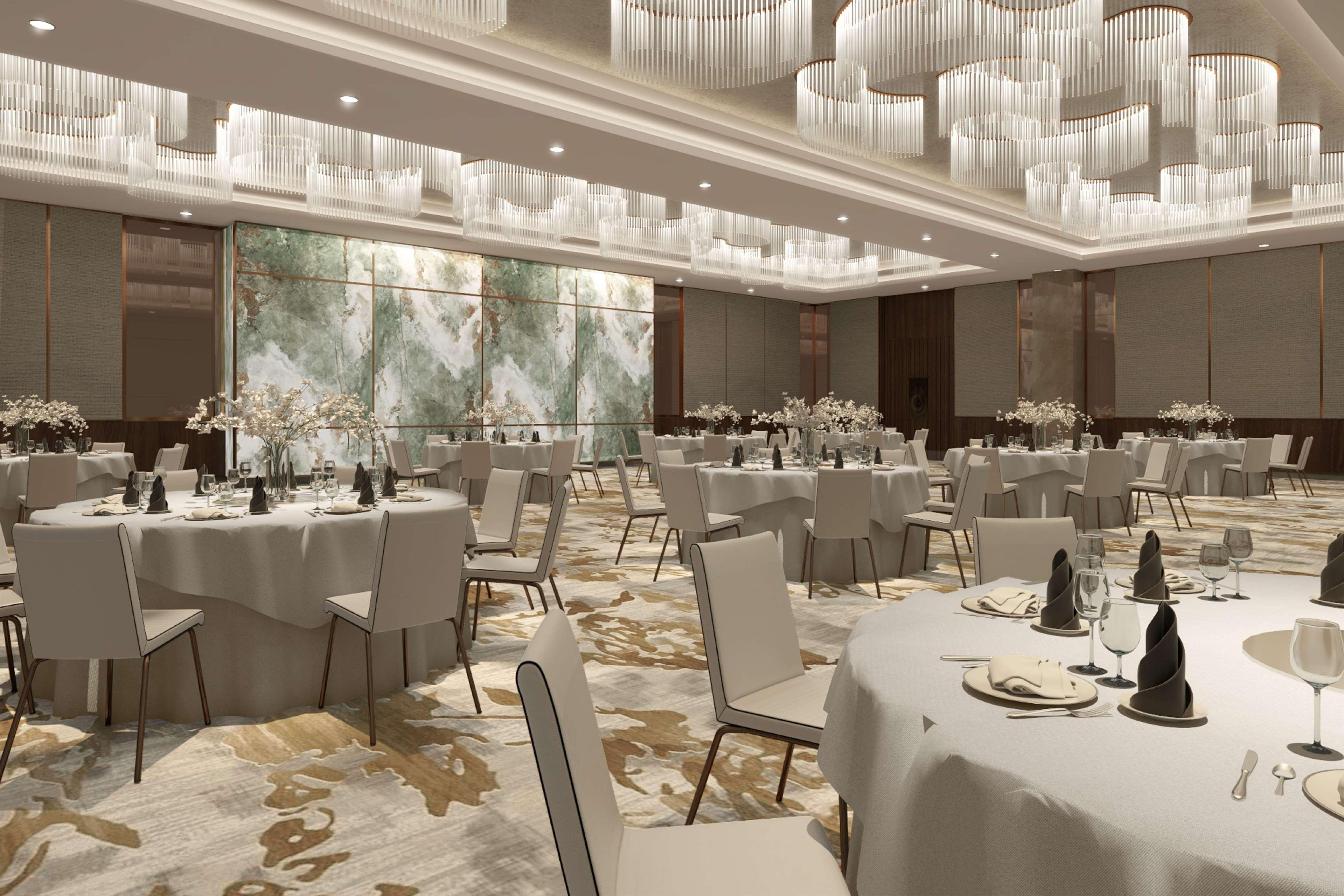 Vista Exterior DoubleTree by Hilton Varanasi