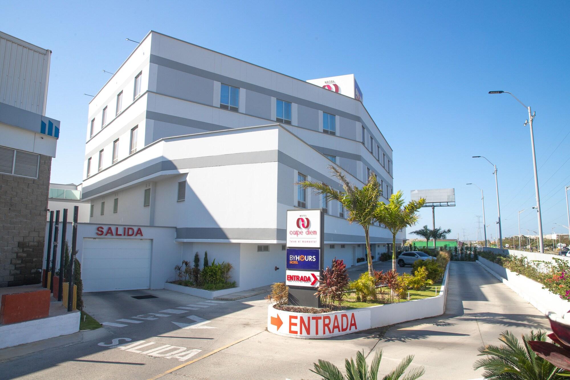 Varios Hotel ByHours Circunvalar