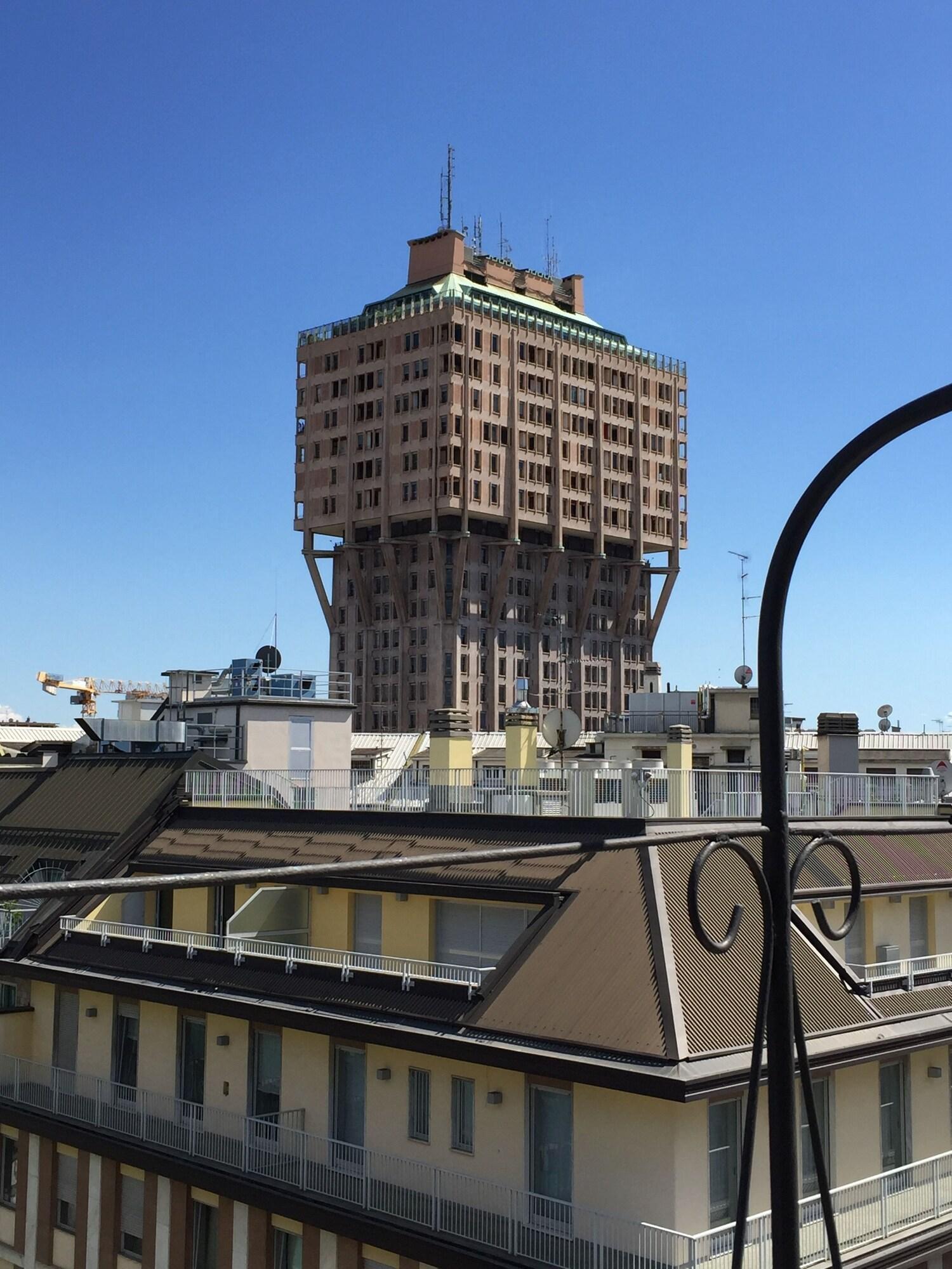 Vista Exterior Luxury Duomo Rooms