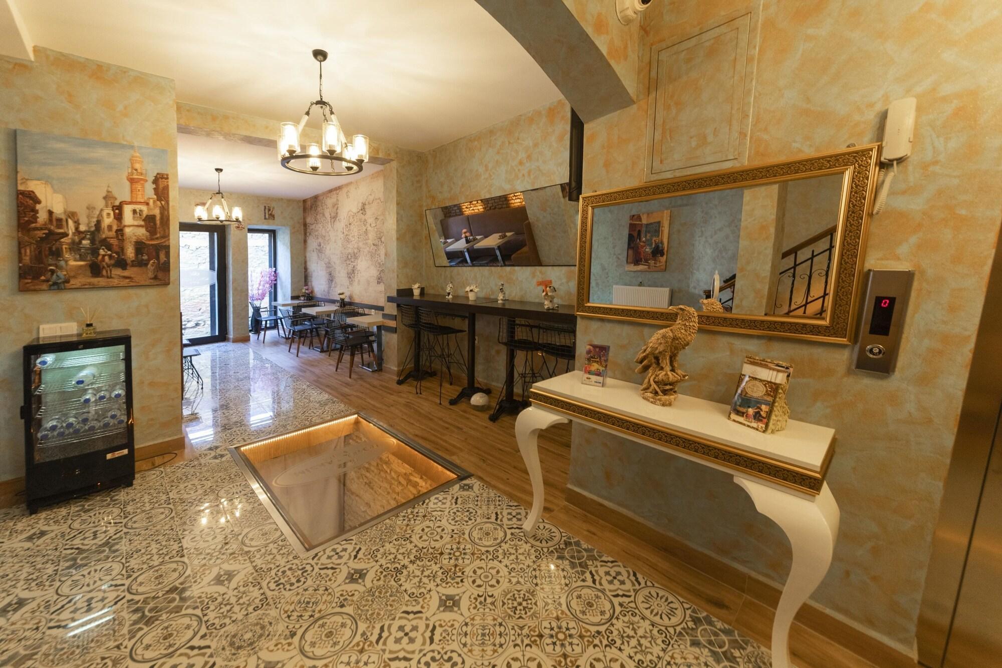 Vista Lobby Royal Taksim Suites