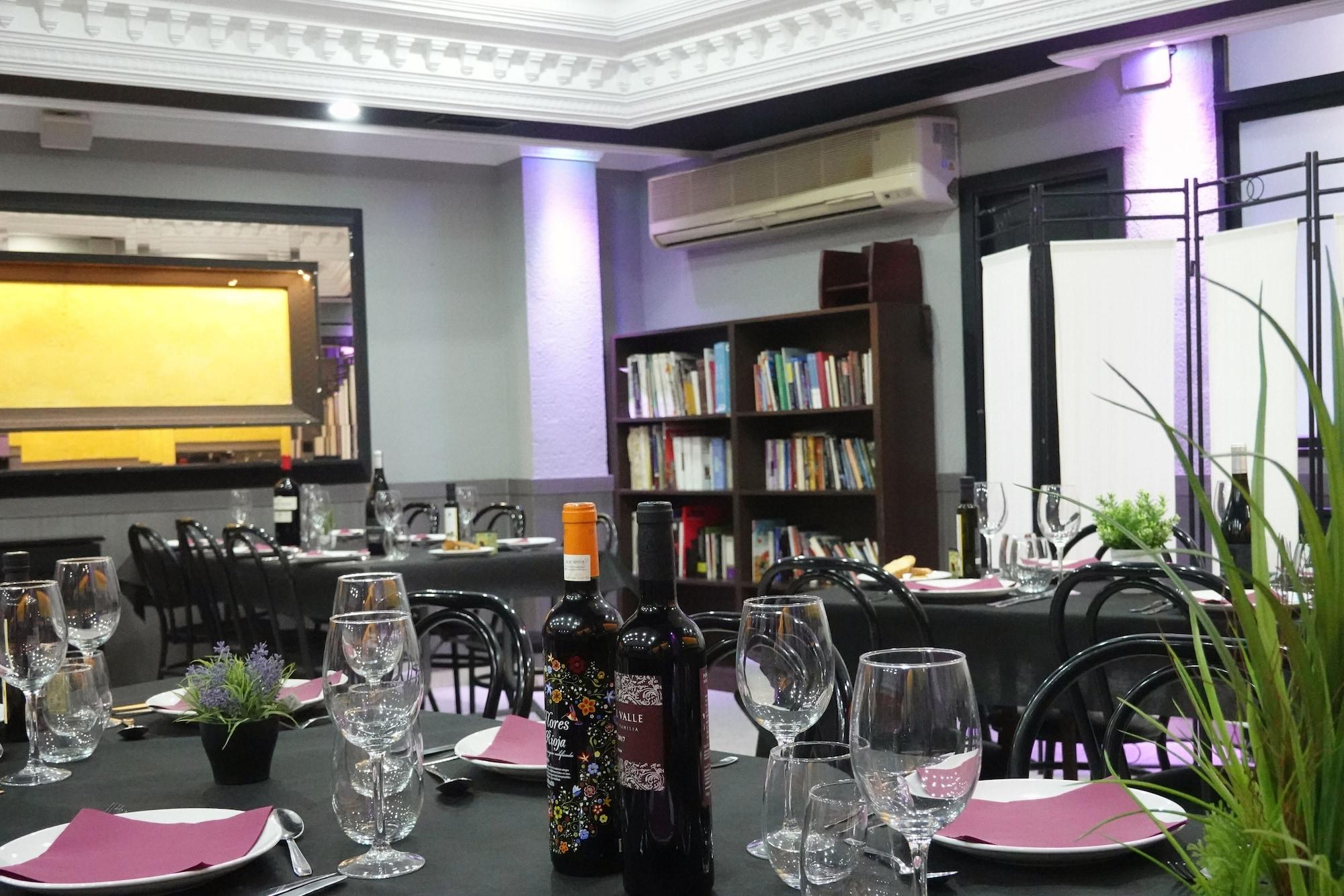 Restaurant Cafe Bar Hotel Jefi