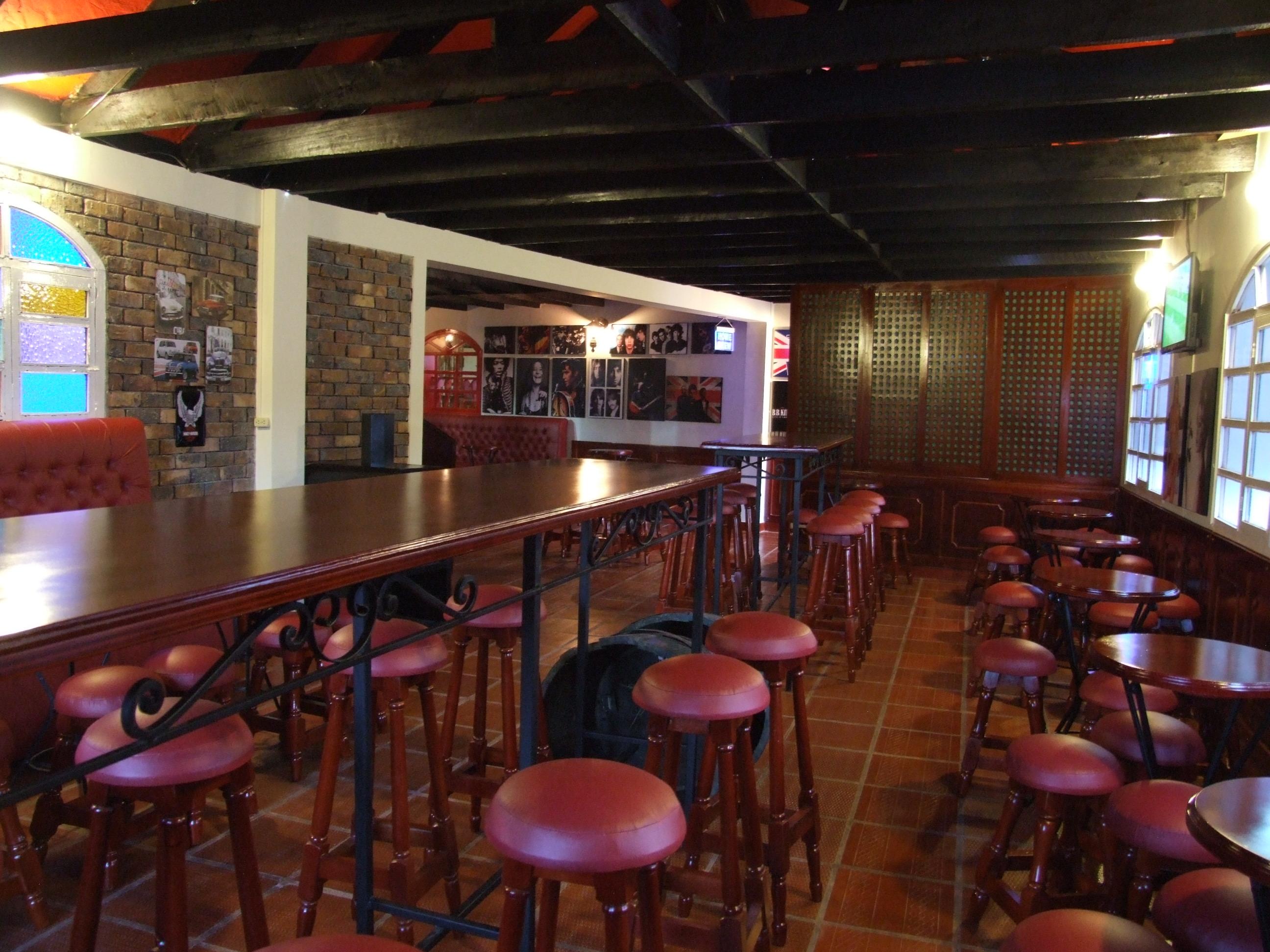 Bar/Salón Hotel Cabanas El Porton