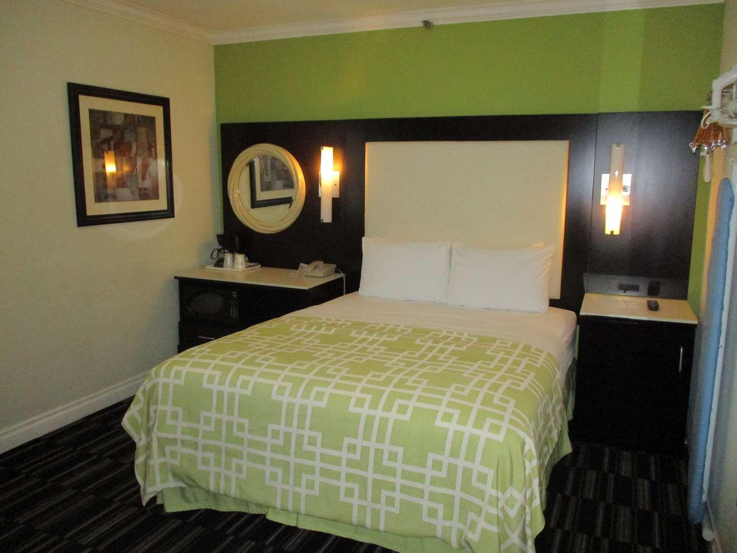 Habitación SureStay Hotel by Best Western Beverly Hills West LA
