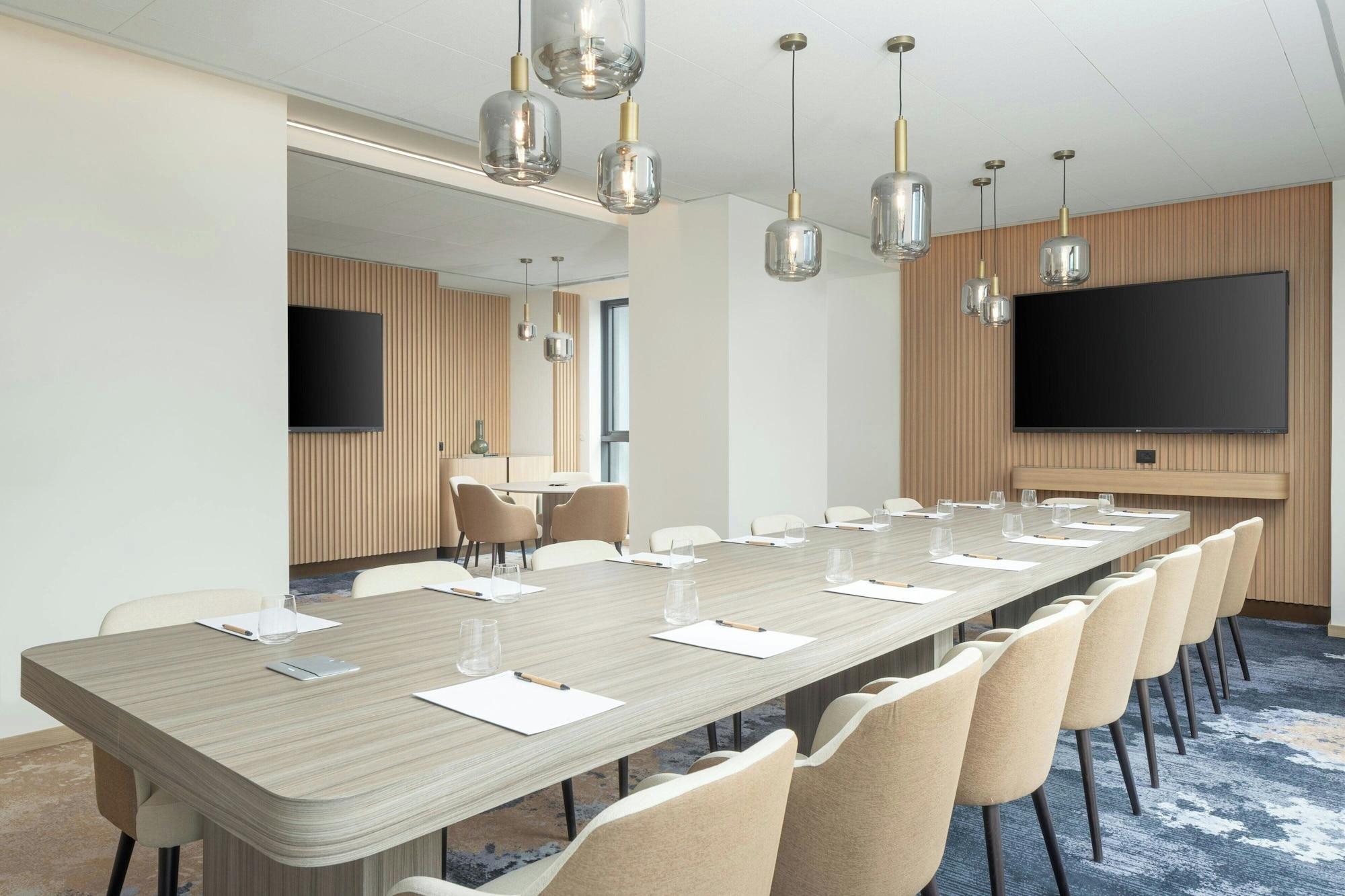 Sala de Reuniones Courtyard By Marriott Milano Linate