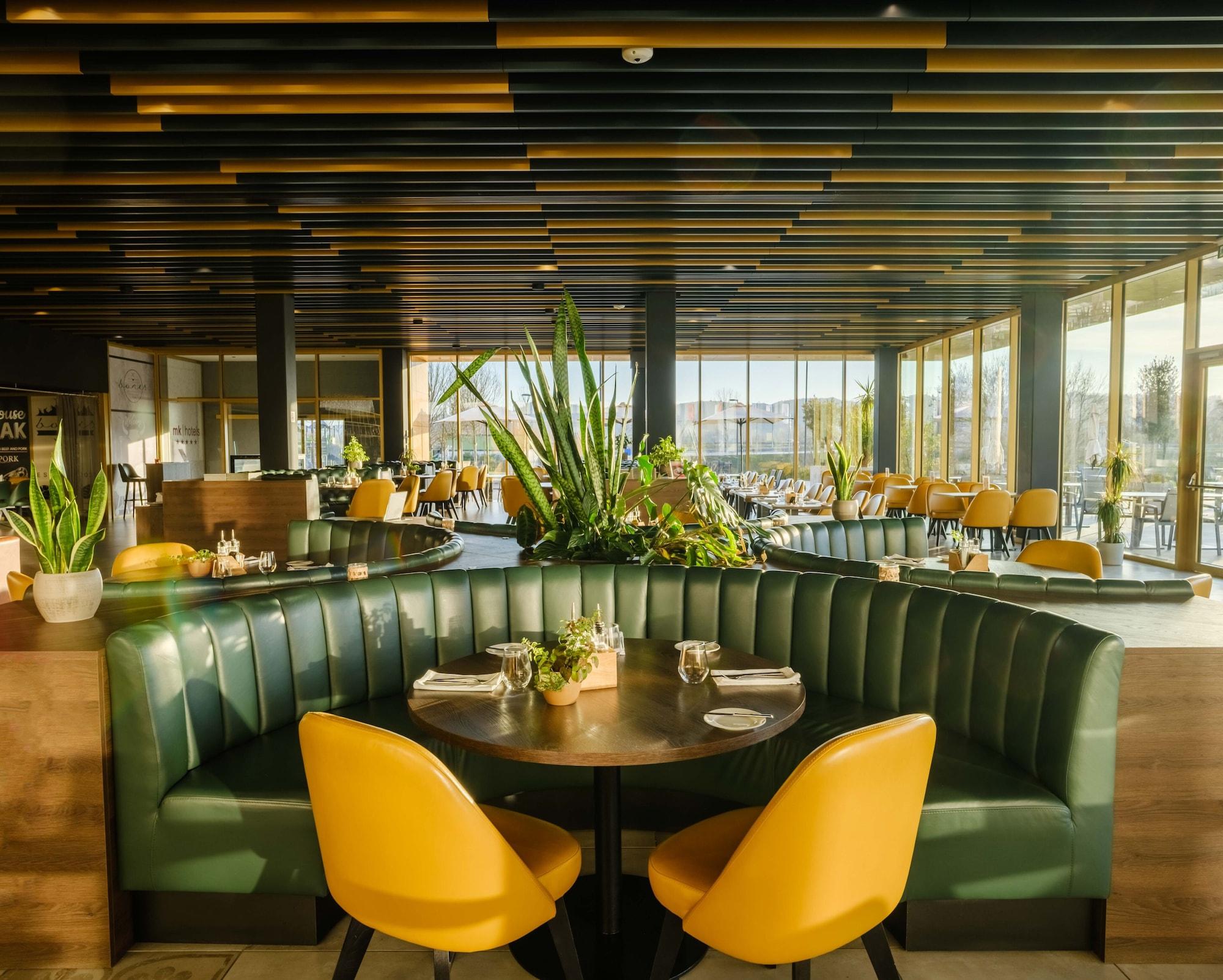 Restaurant mk | hotel tirana