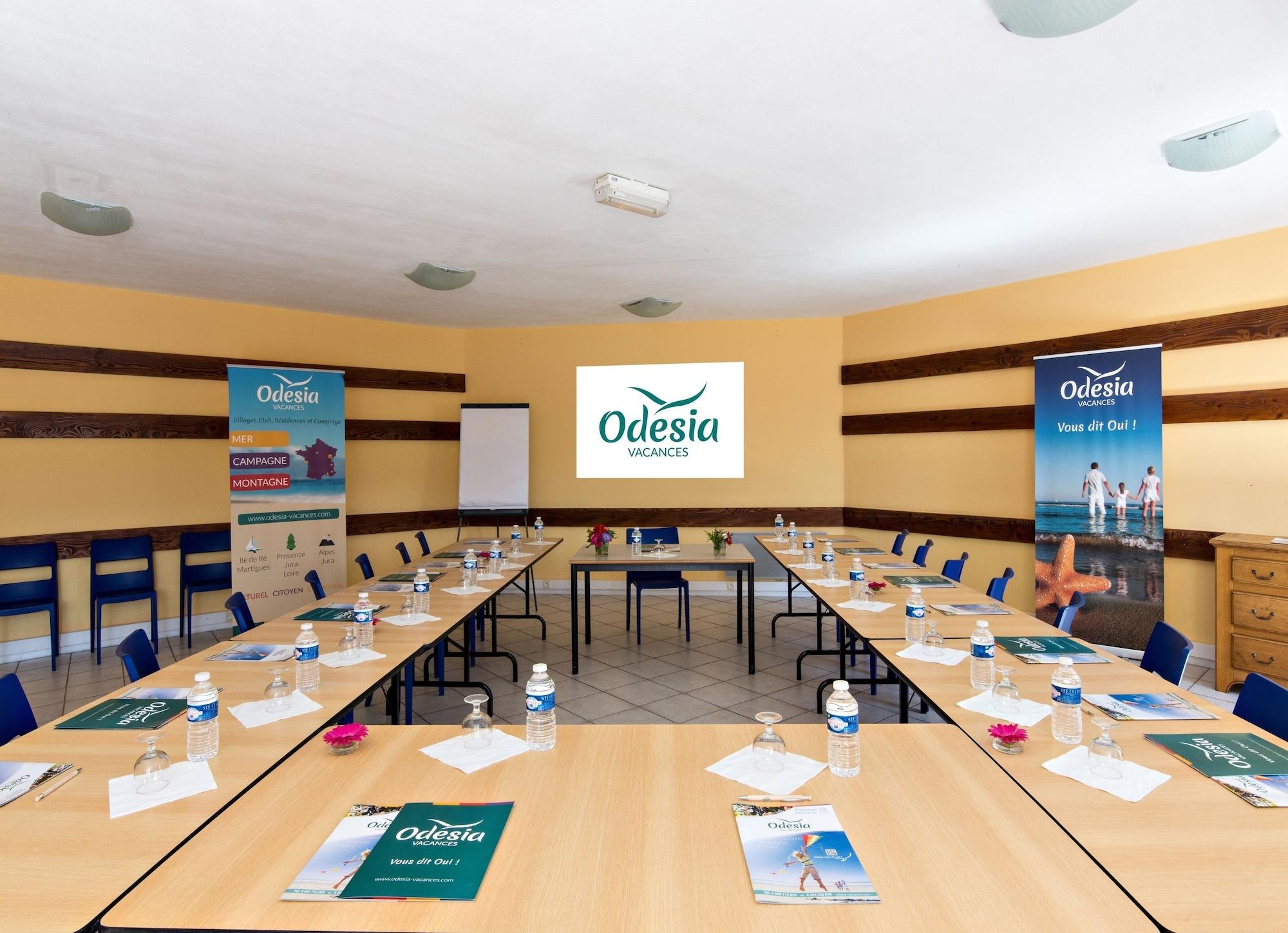 Sala de Reuniones Odésia Vacances Village Club Le Pescadou