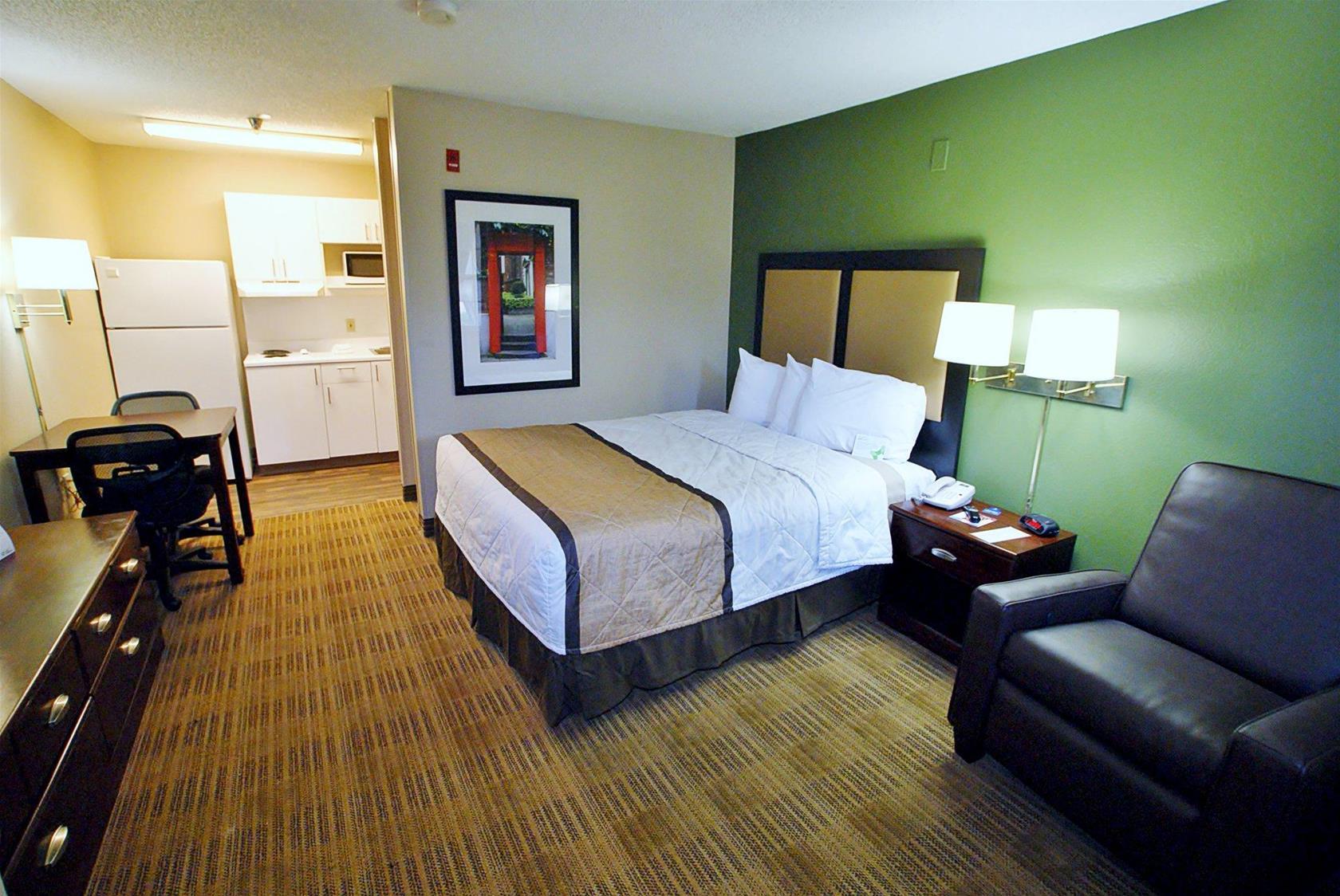 Vista Exterior Extended Stay America Suites Tucson Grant Road