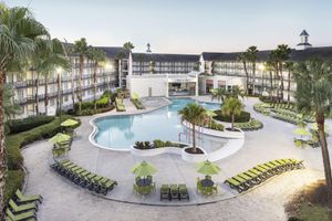 Alojamiento - Avanti International Resort