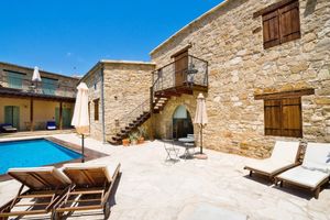 Alojamiento - Evkarpos Country House