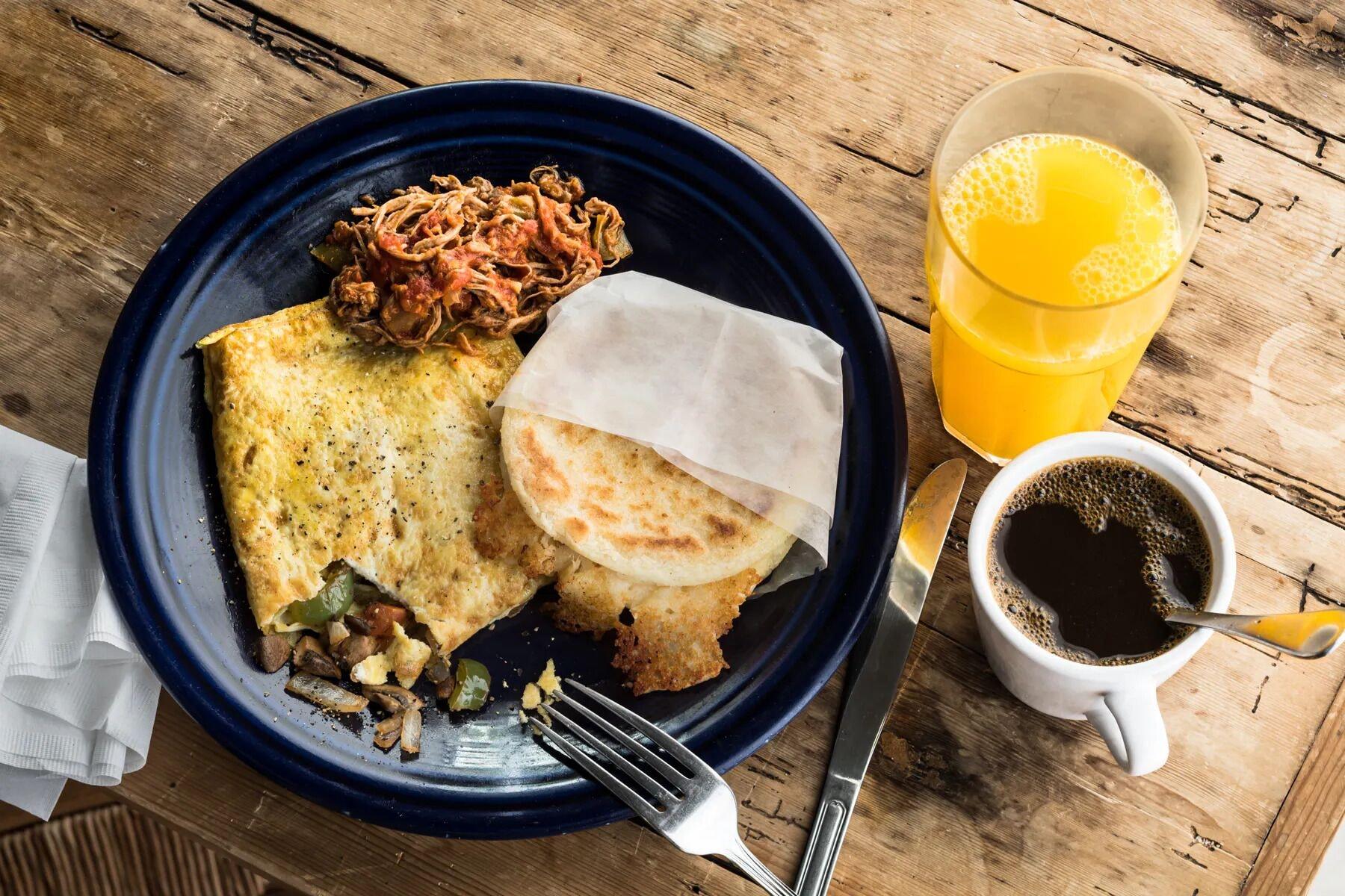 Restaurant Blue Door Housing Historic Quito