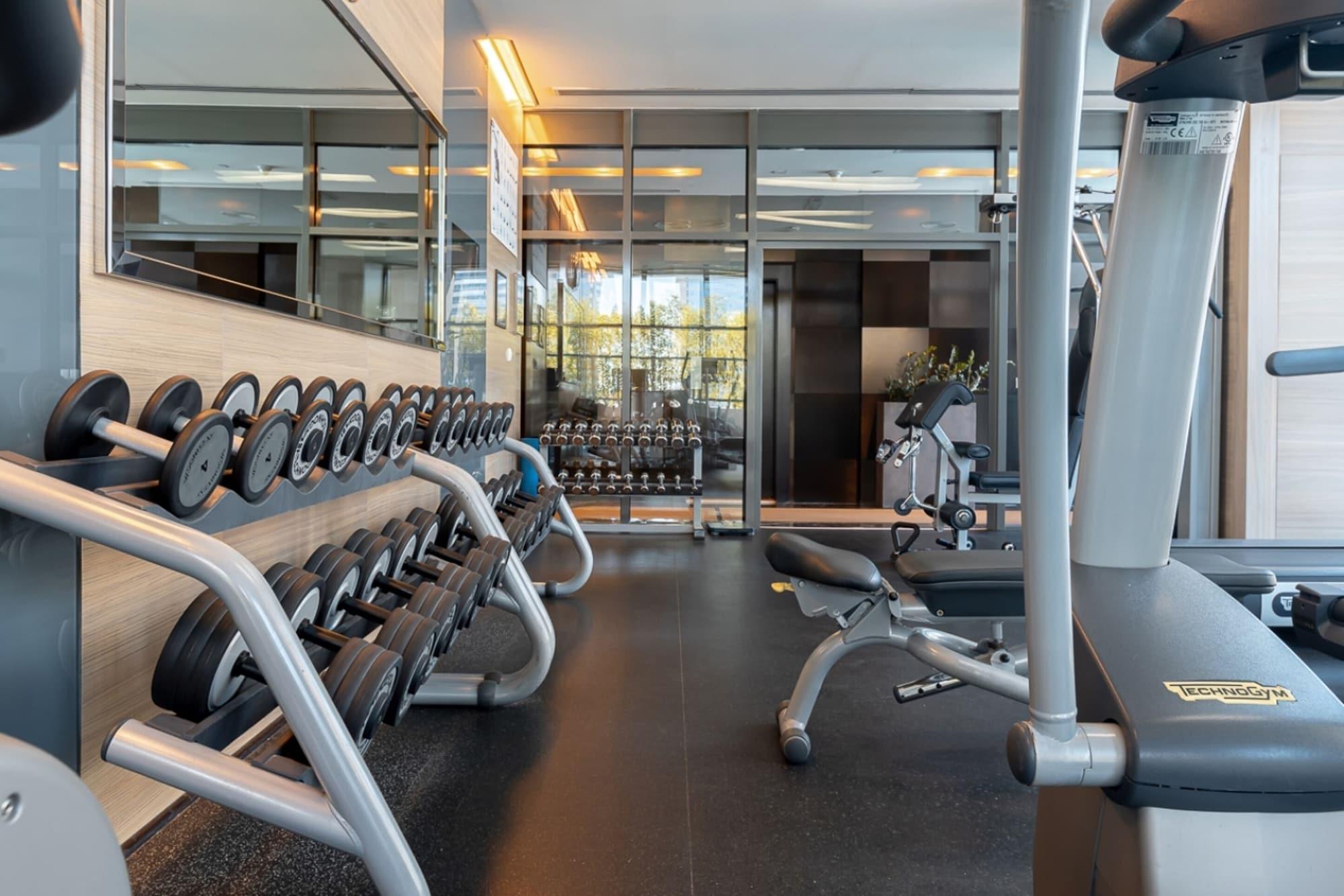 Gimnasio Radisson Blu Residence, Dubai Marina