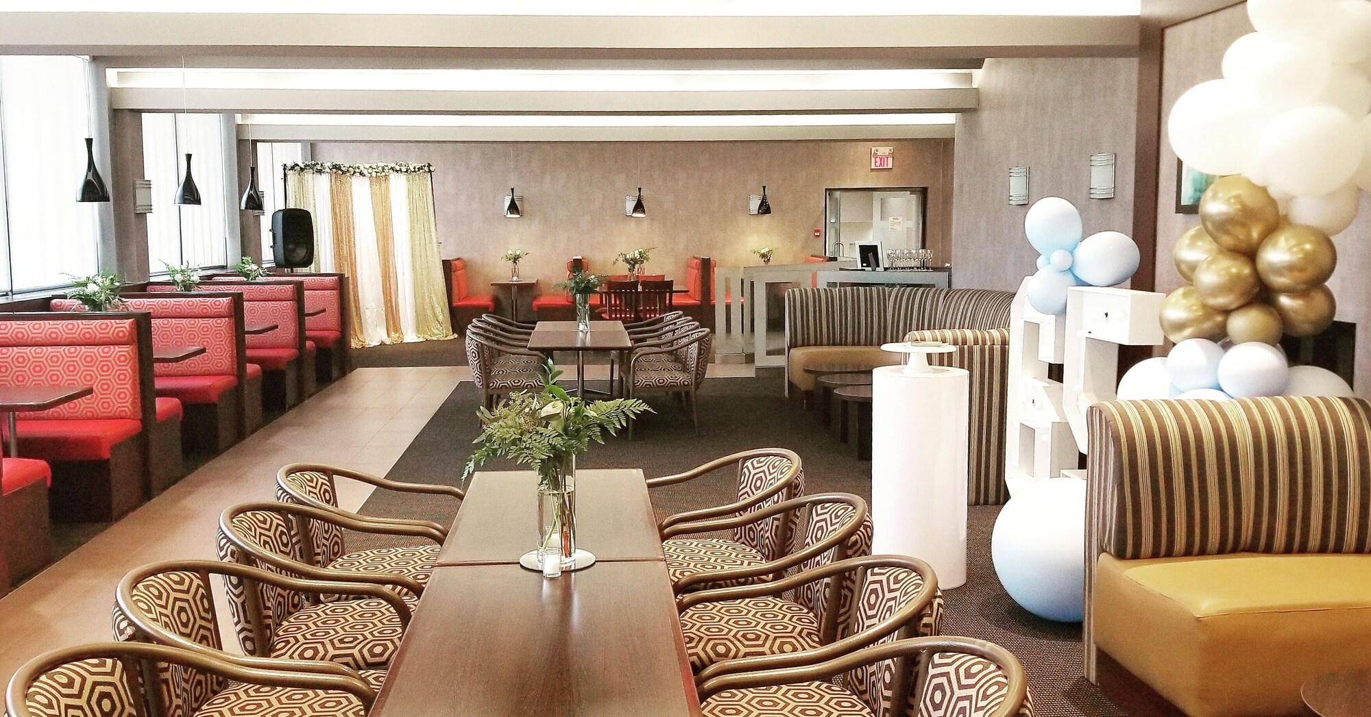 Restaurant Comfort Inn & Conference Centre Toronto Airport