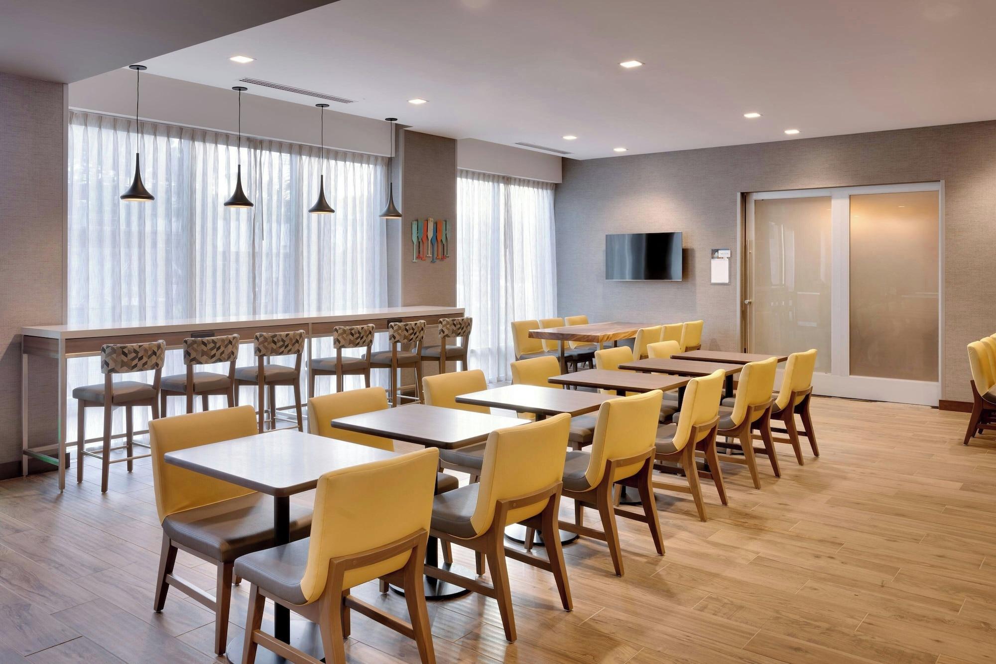 Restaurant TownePlace Suites by Marriott Los Angeles LAX/Hawthorne
