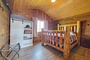 Alquiler Vacacional - Cabin 2 Quaint 1-bedroom cabin in charming Anaconda MT