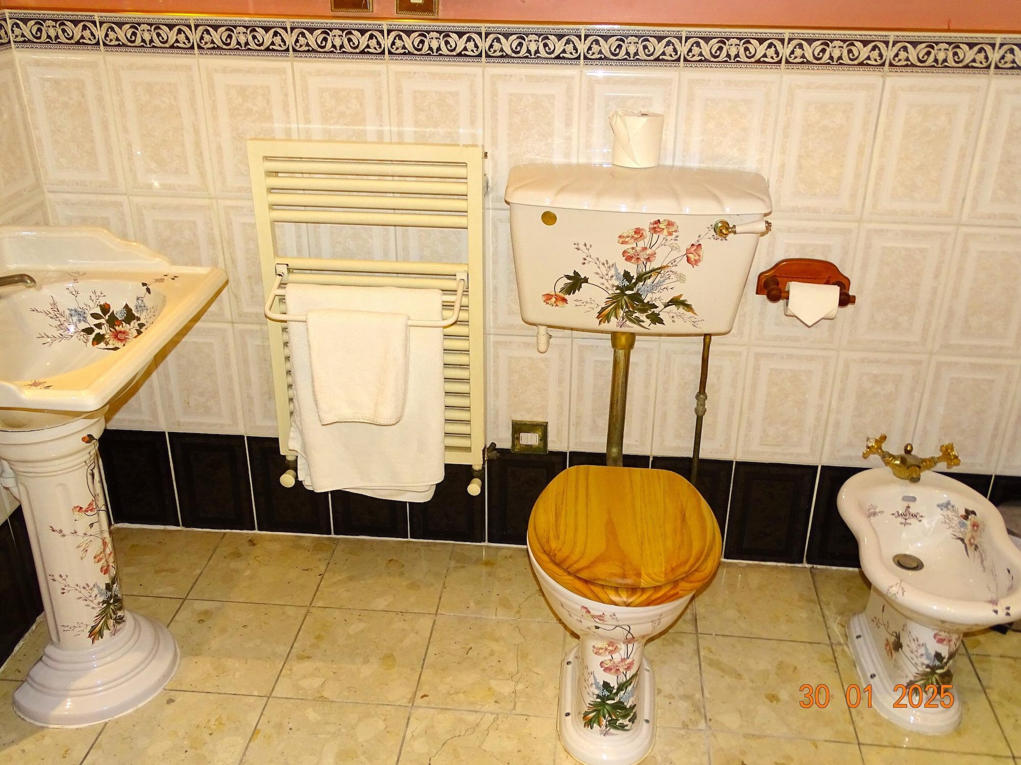 Equipamiento de Habitación Donington Manor Hotel