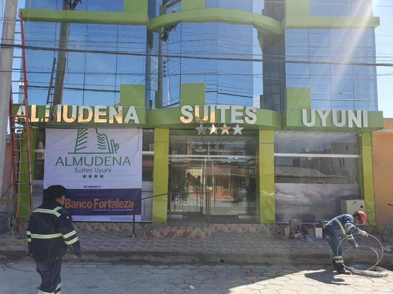 Vista Exterior Almudena Suites Uyuni