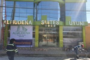 Alojamiento - Almudena Suites Uyuni