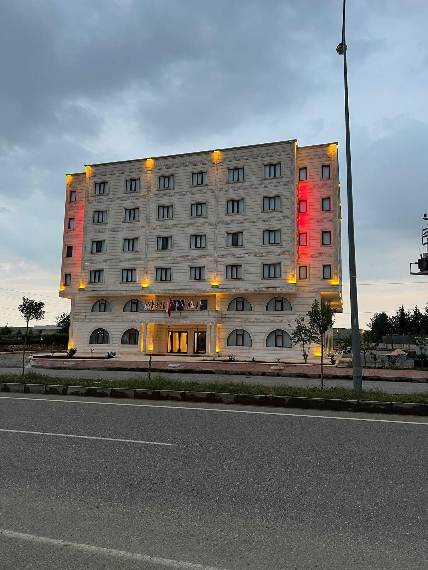 Vista Exterior Midyat KERVAN Otel