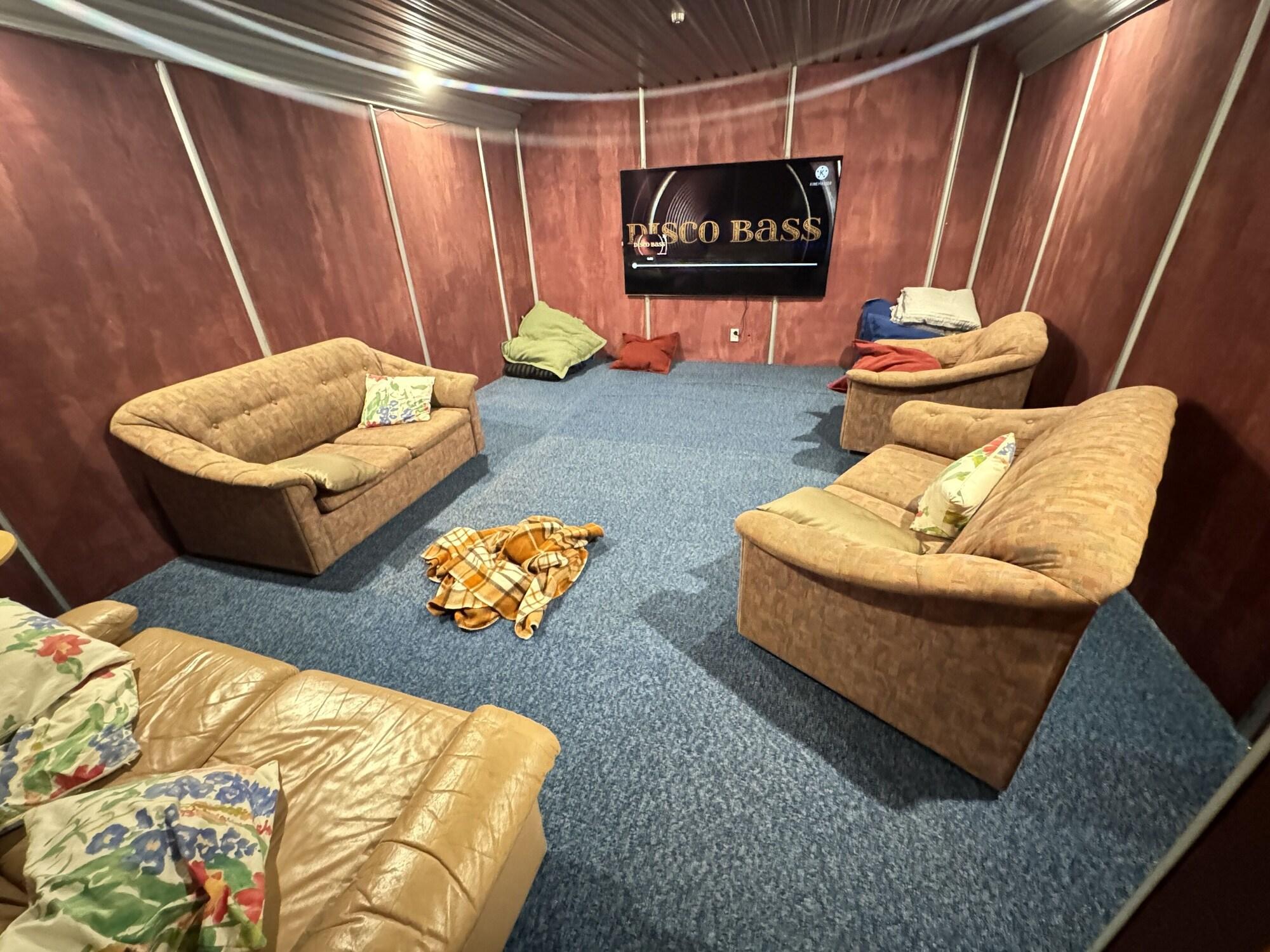 Instalaciones Recreativas The Crossing Lodge and Backpackers