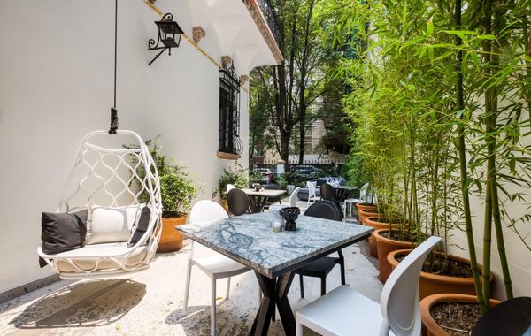 UTOPIC Campos Elíseos by ULIV - Hoteles cerca de Auditorio Nacional en Ciudad de México